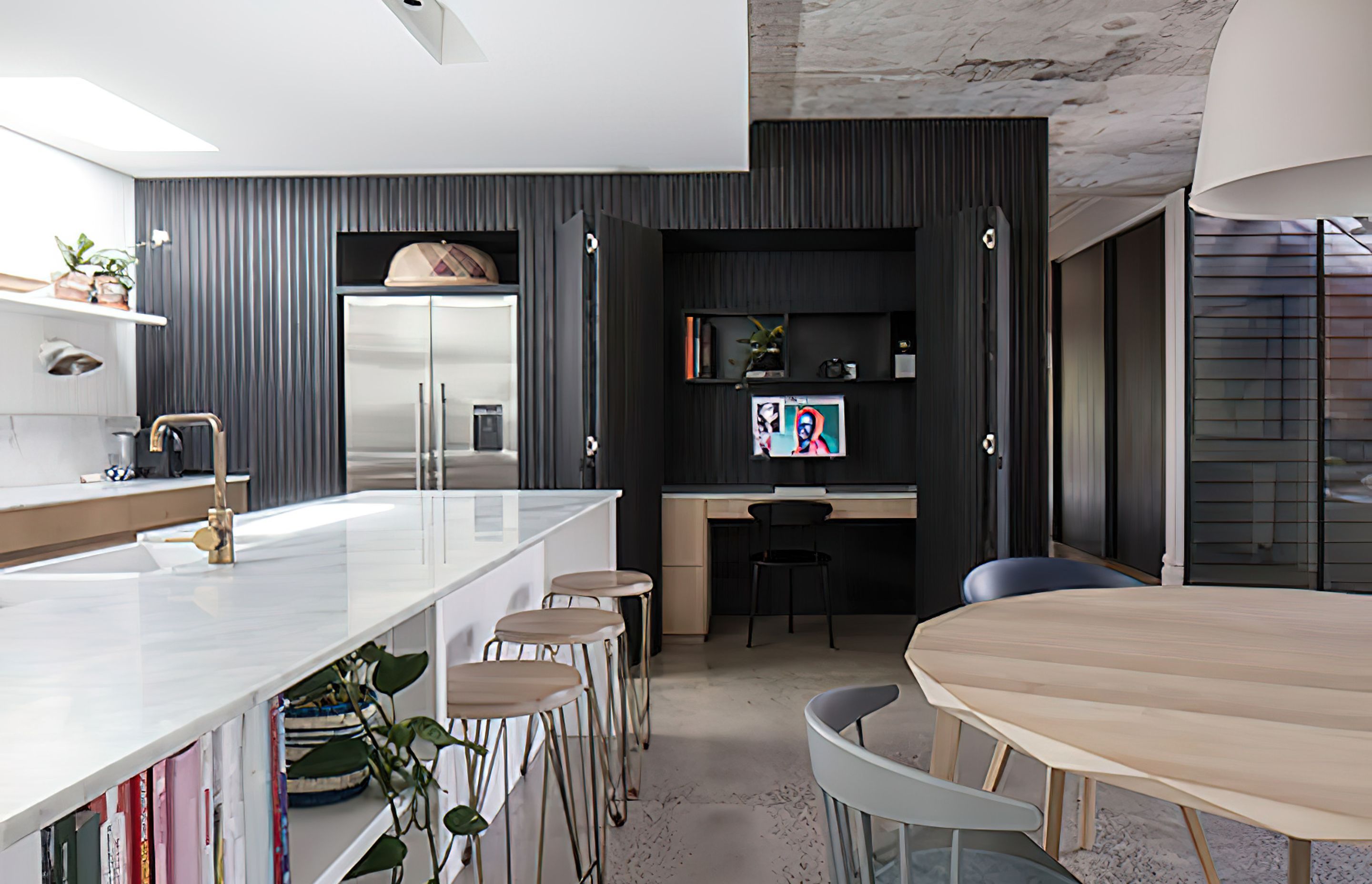 courtis-residence11-gigapixel-standard-scale-200x-gigapixel-standard-scale-200x-v2.jpg