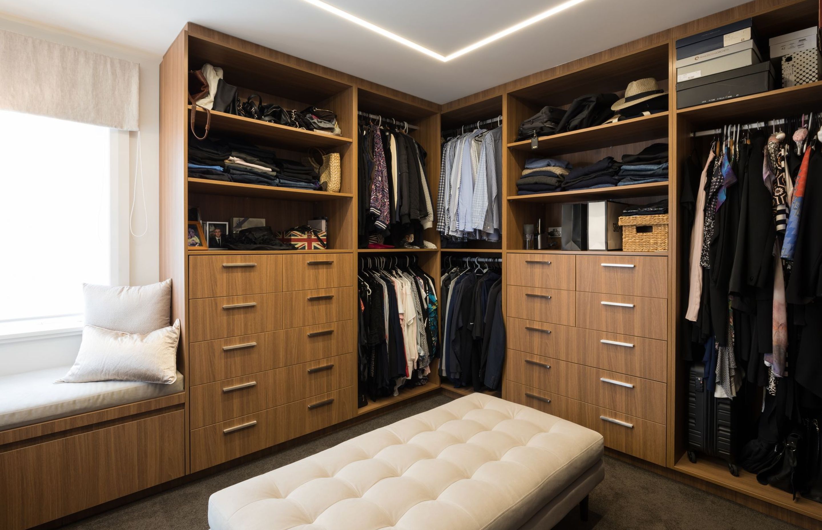 Kitchen & Wardrobe