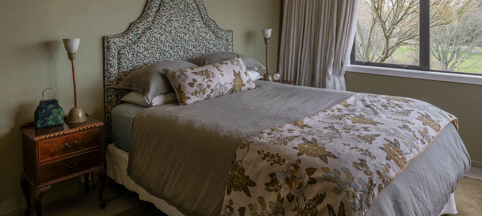 Cosy bedrooms - Central Rd banner