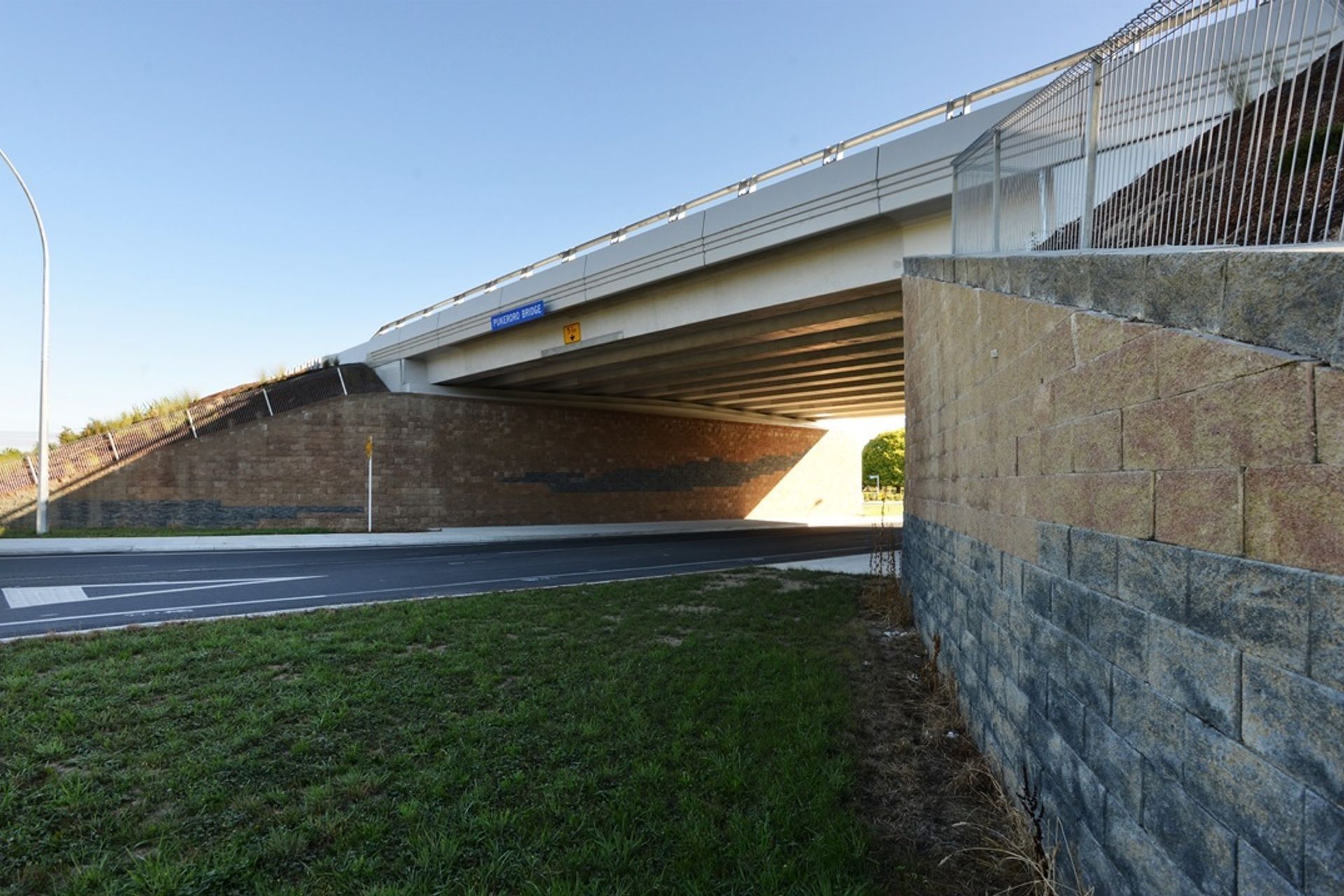 Cambridge Tamahere Expressway - Firth Keysteel® retaining wall system