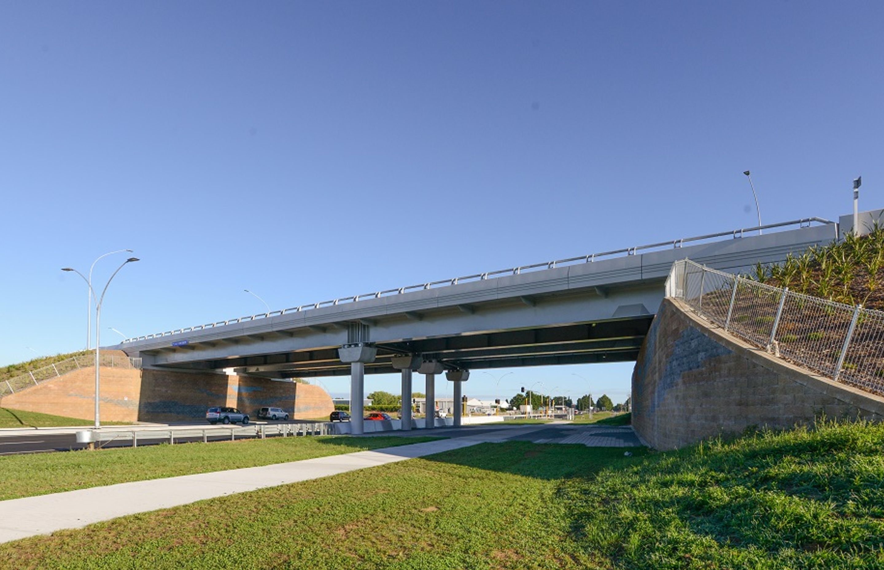 Cambridge Tamahere Expressway - Firth Keysteel® retaining wall system