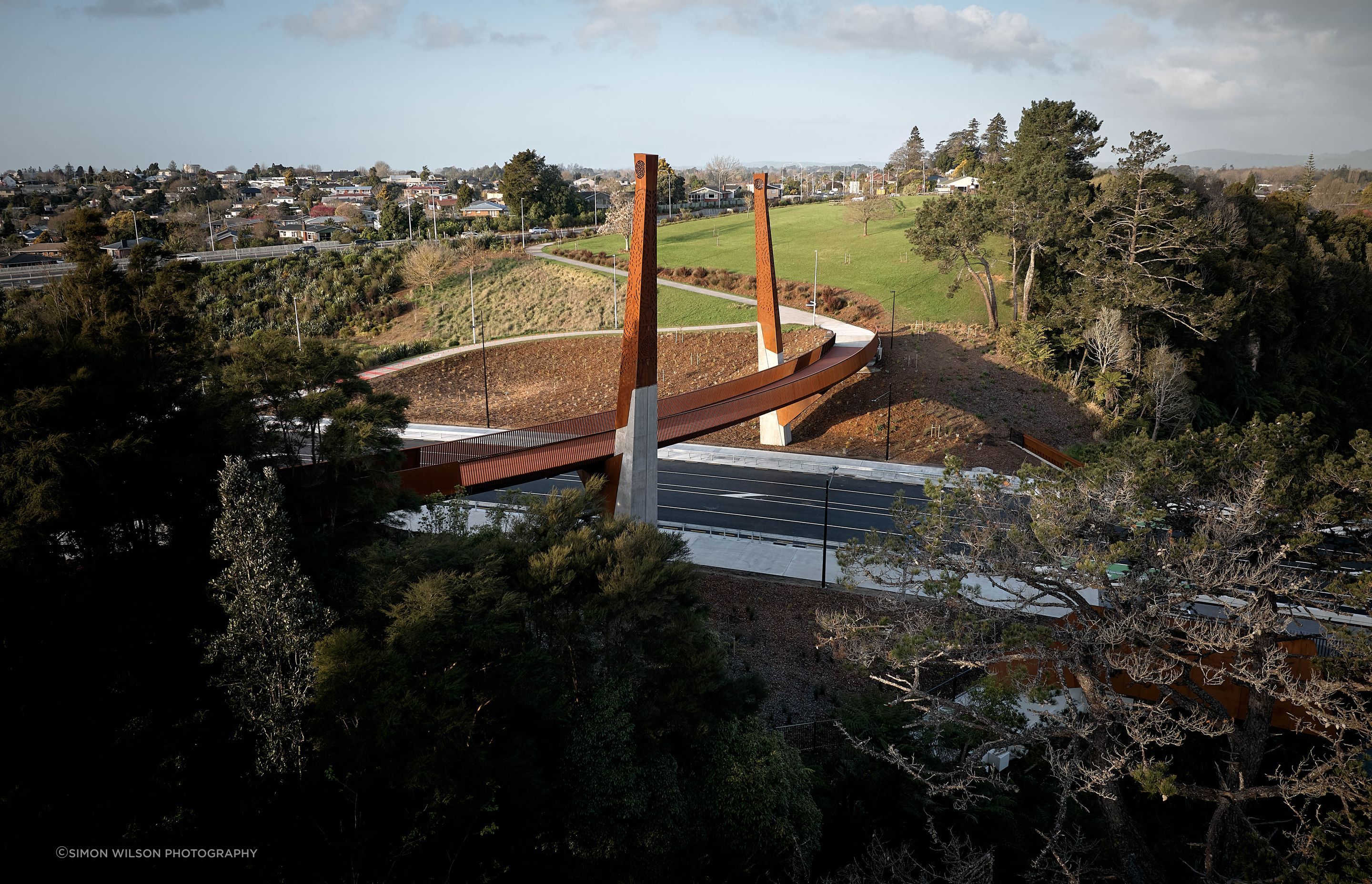 Te-Ara-PekapekaTaurapa-Bridge-High-LevelSimon-Wilson06.jpg