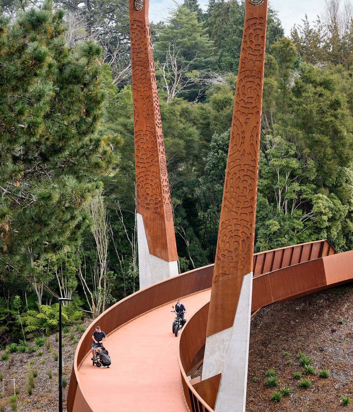 Te-Ara-PekapekaTaurapa-Bridge-LongshotSimon-Wilson10-v5.jpg