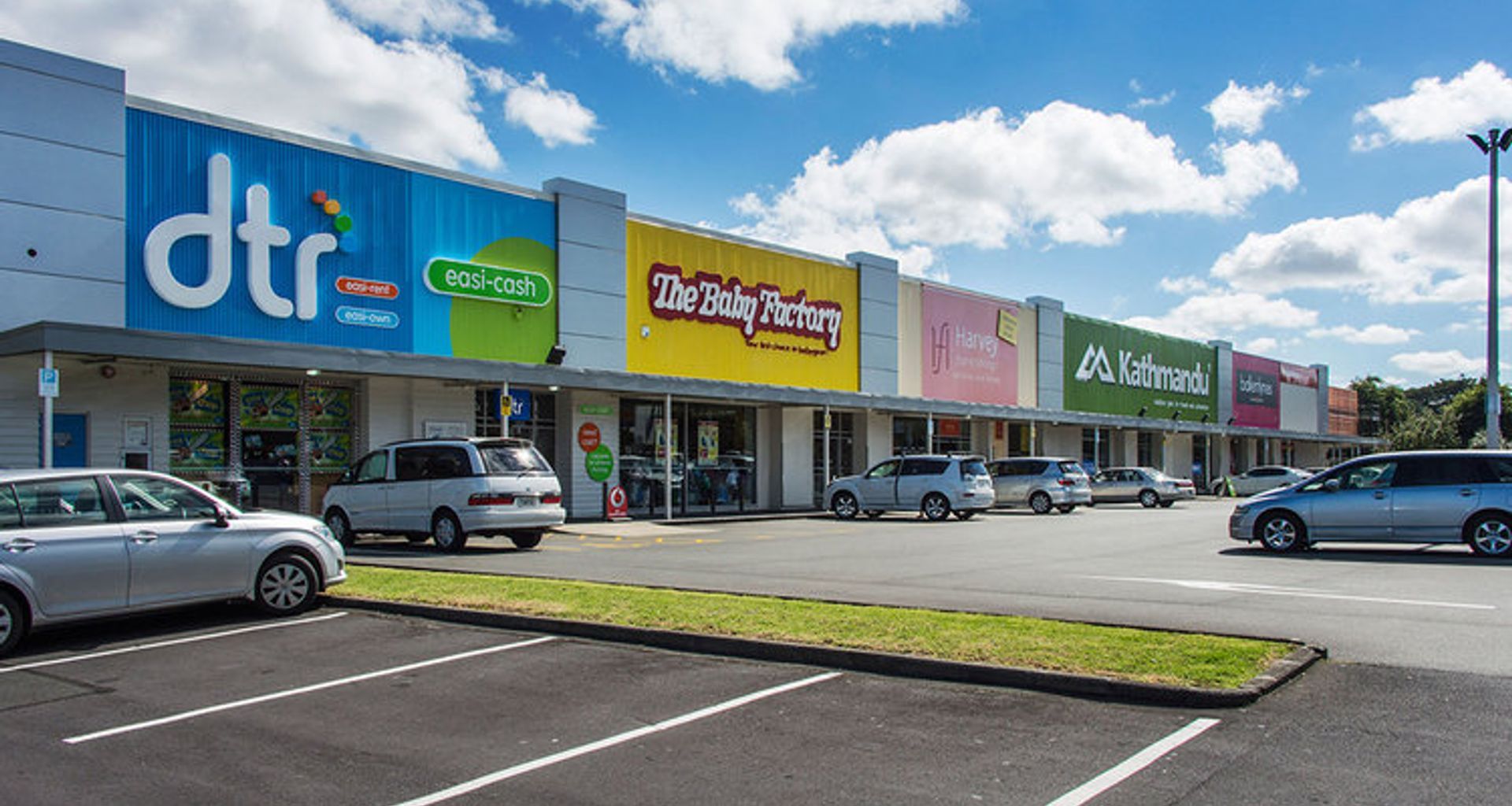 Ronwood Ave Commercial Centre, Auckland banner