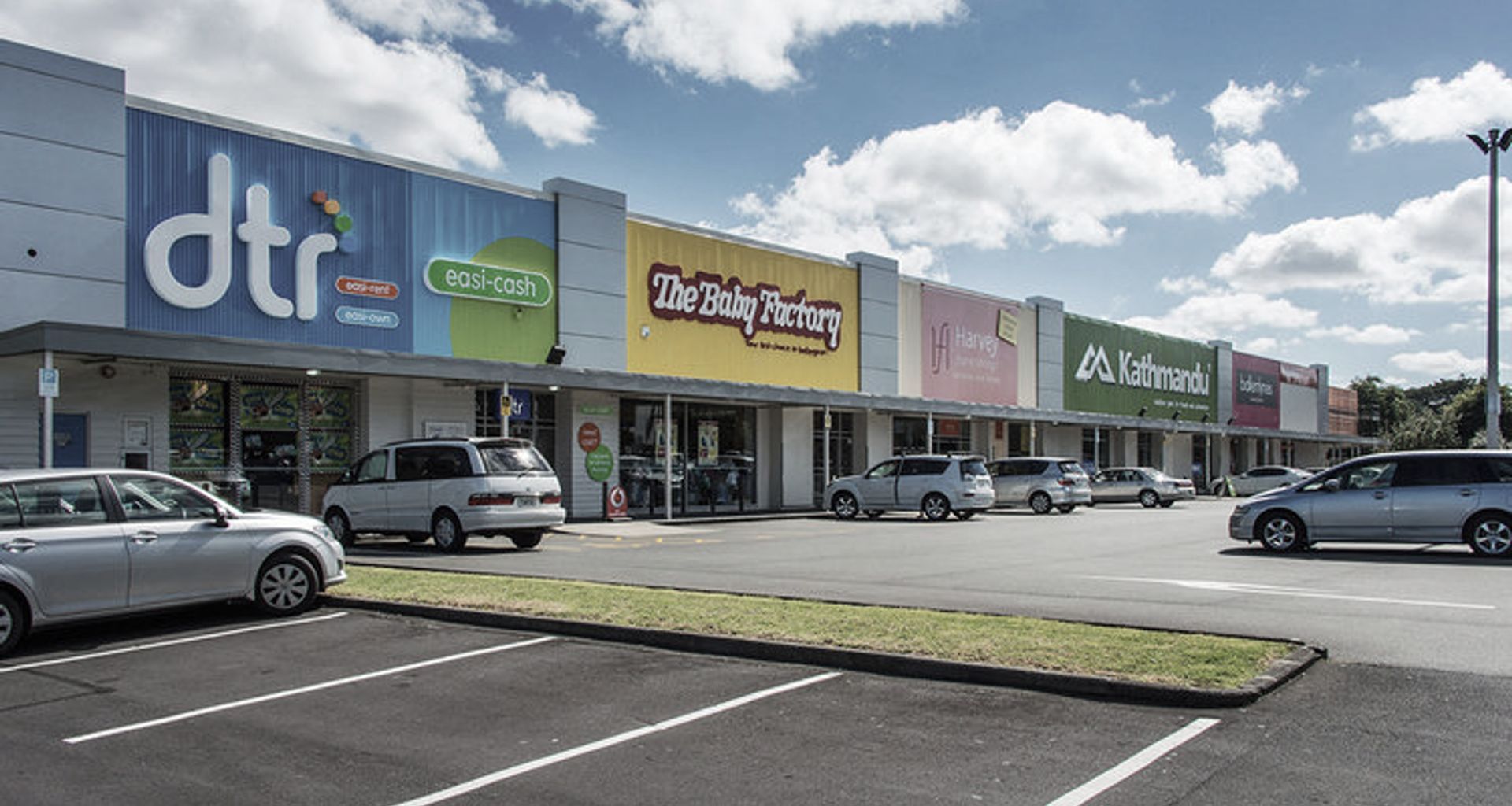 Ronwood Ave Commercial Centre, Auckland banner