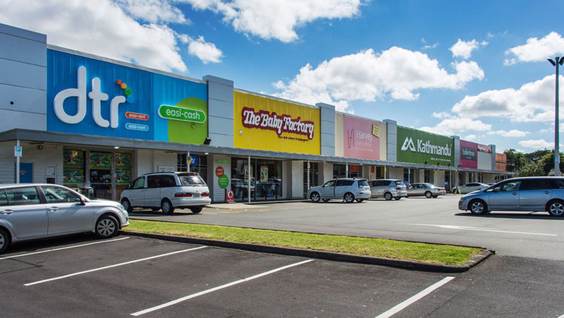 Ronwood Ave Commercial Centre, Auckland banner