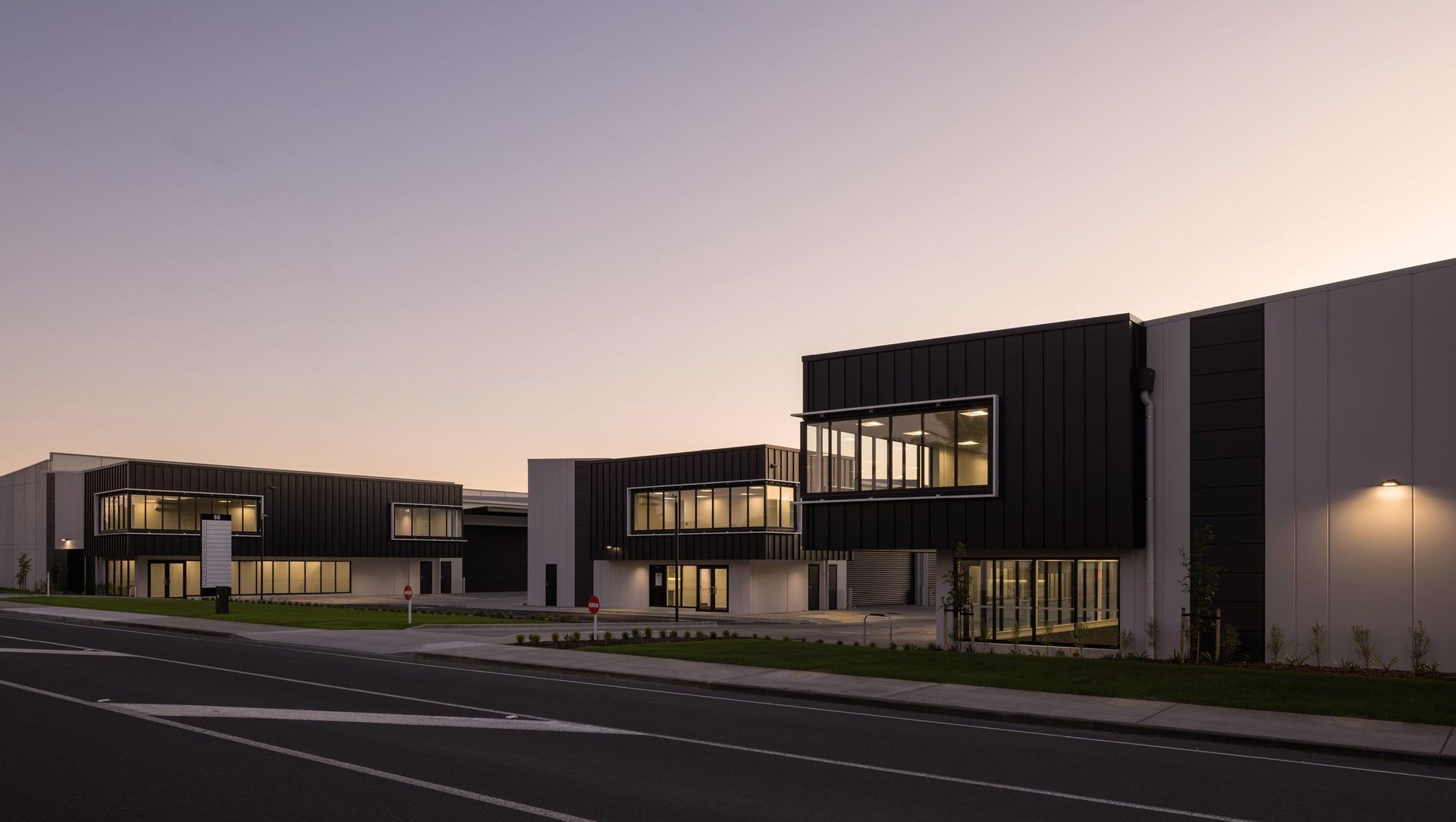 88 Hobsonville Road banner