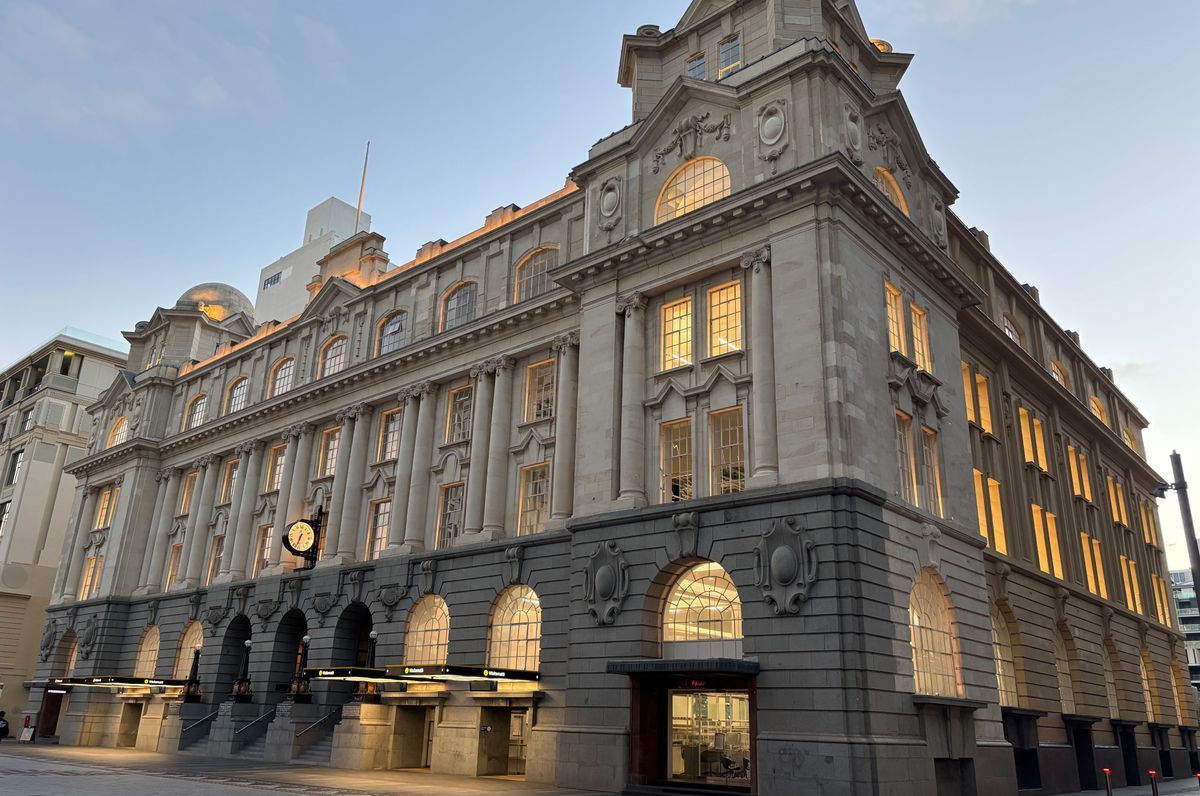 Chief Post Office Building