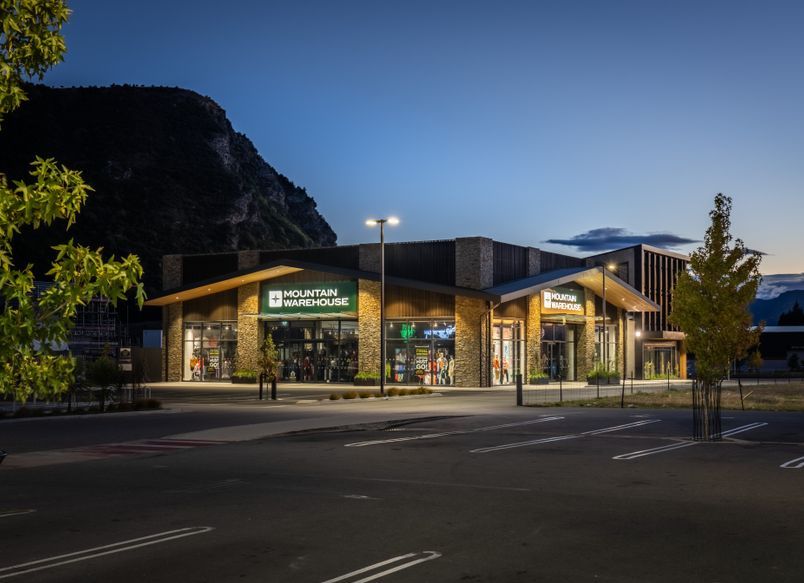 Mountain Warehouse, Wanaka