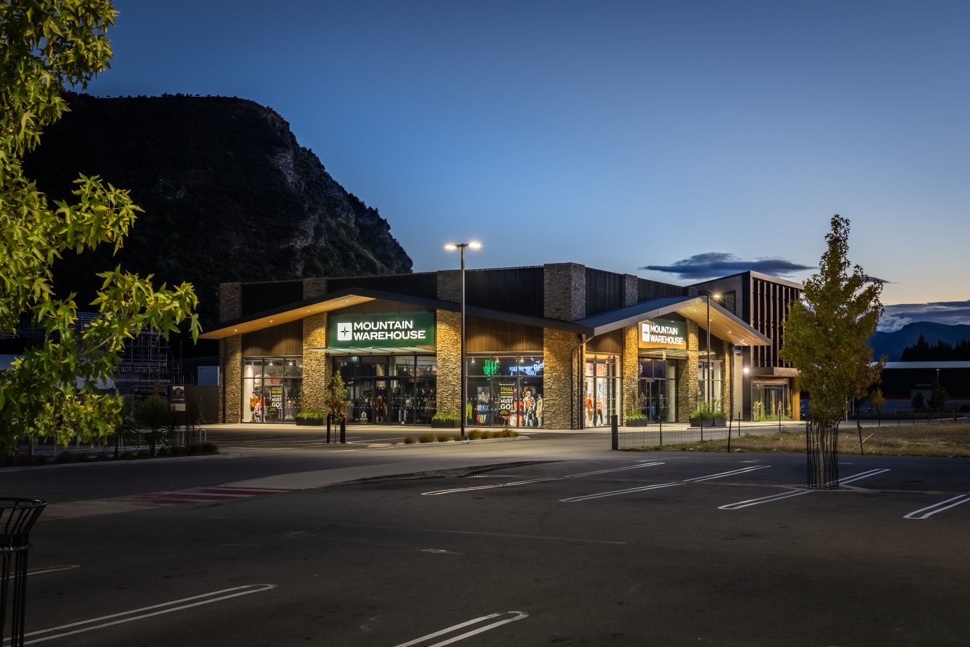 Mountain Warehouse, Wanaka