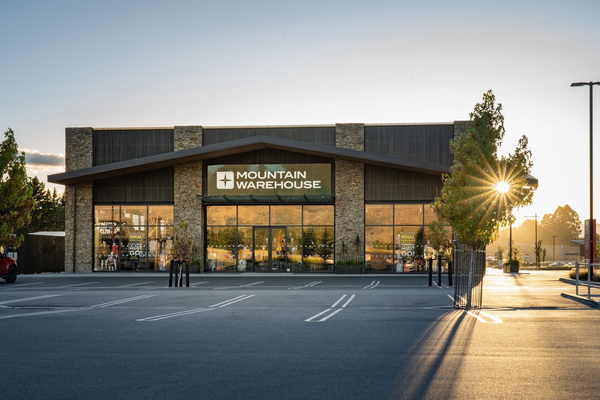 Mountain Warehouse, Wanaka