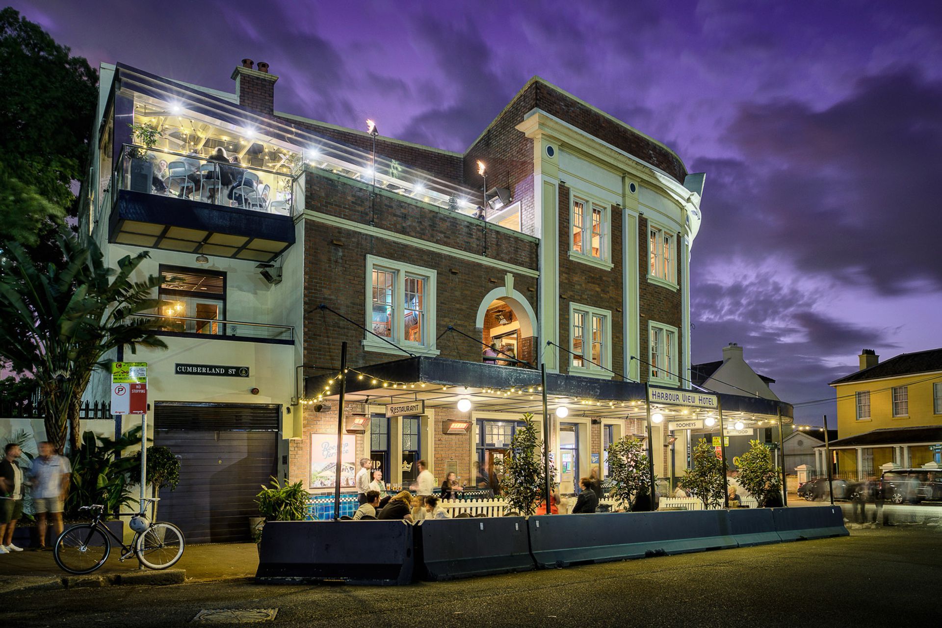 Harbor View Hotel | Lower Fort St, Dawes Point