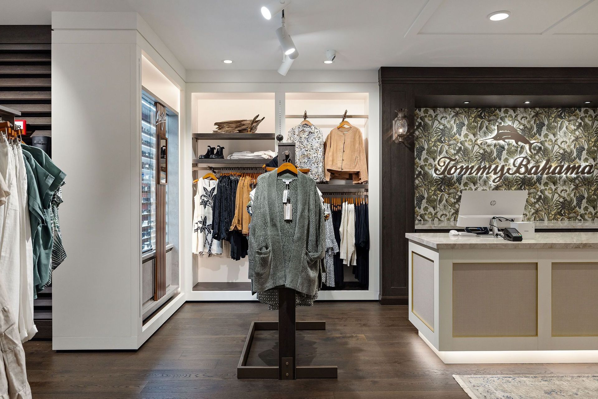 TommyBahamaStoreIMAGEWORKS-14.jpg