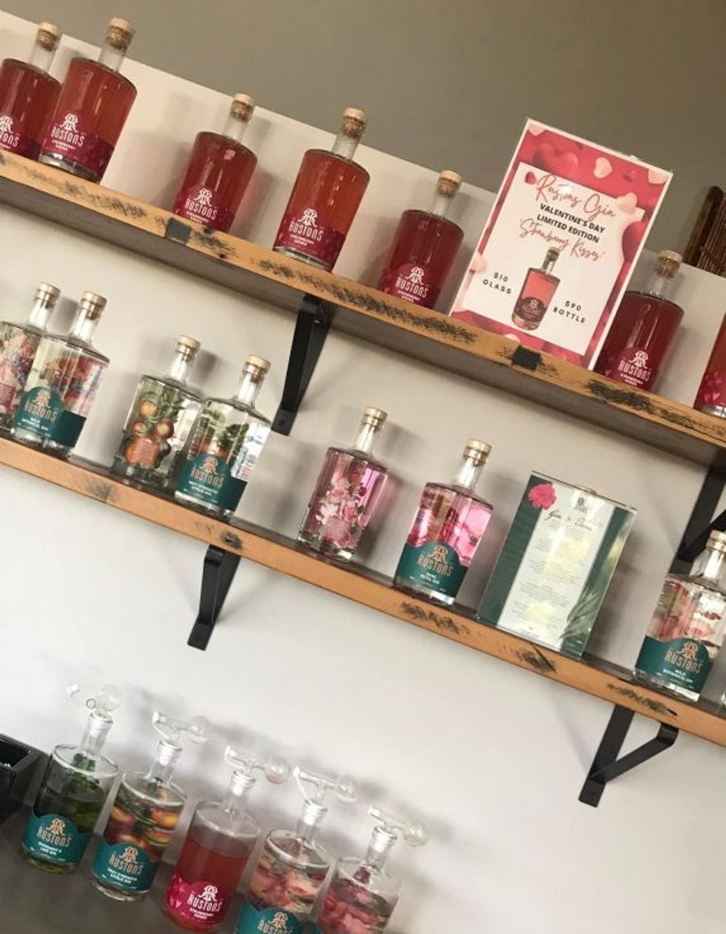 Ruston’s Roses – Cafe & Distillery