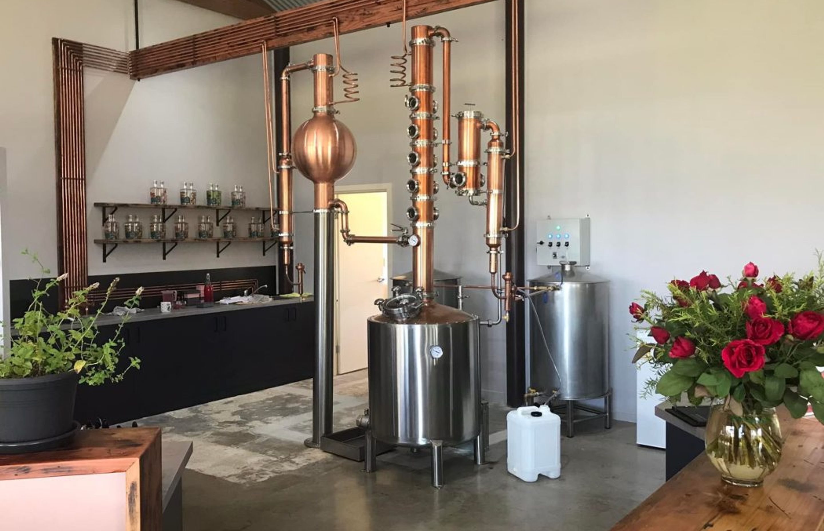 Ruston’s Roses – Cafe & Distillery