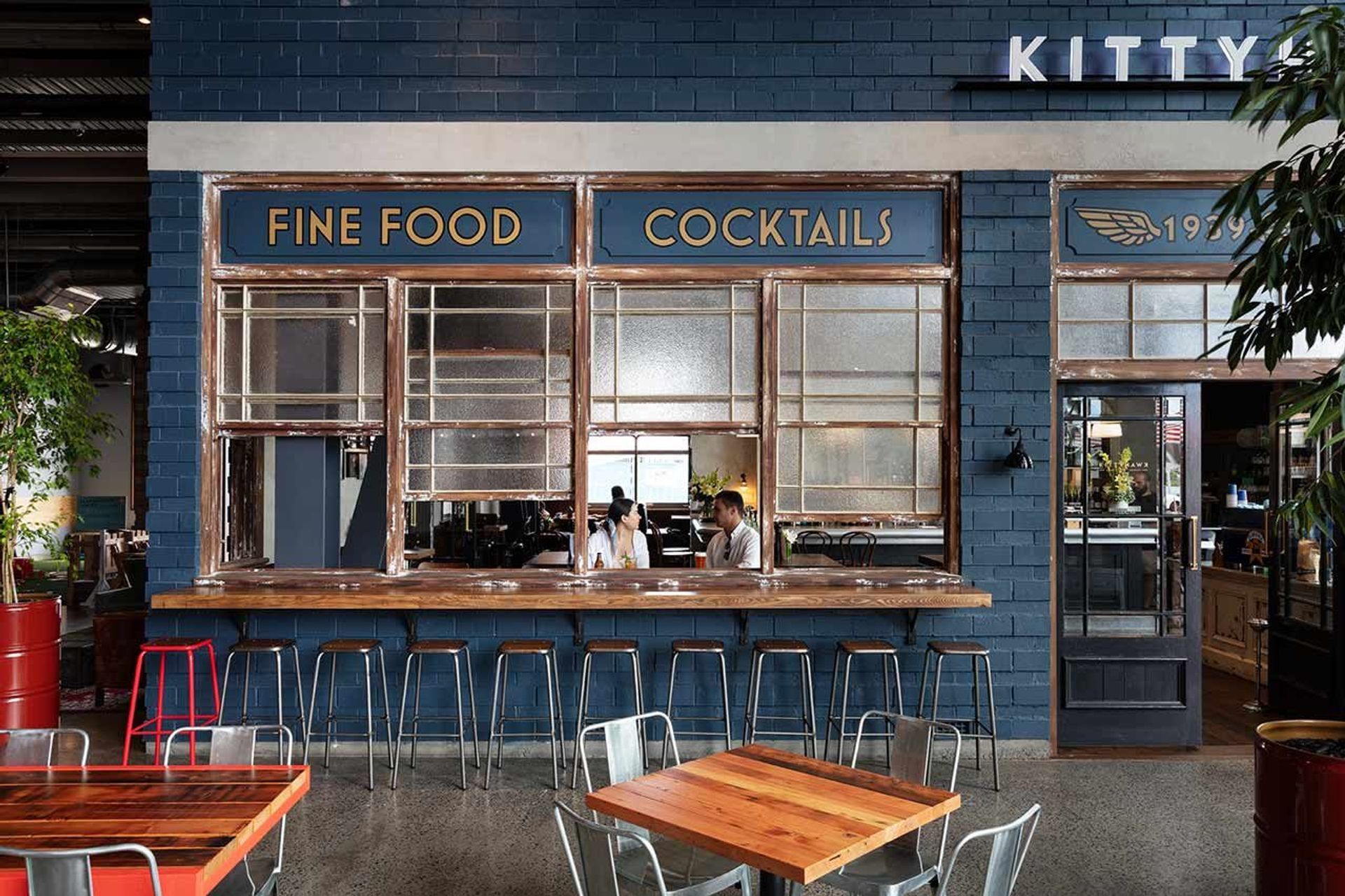 Kittyhawk, Catalina Bay