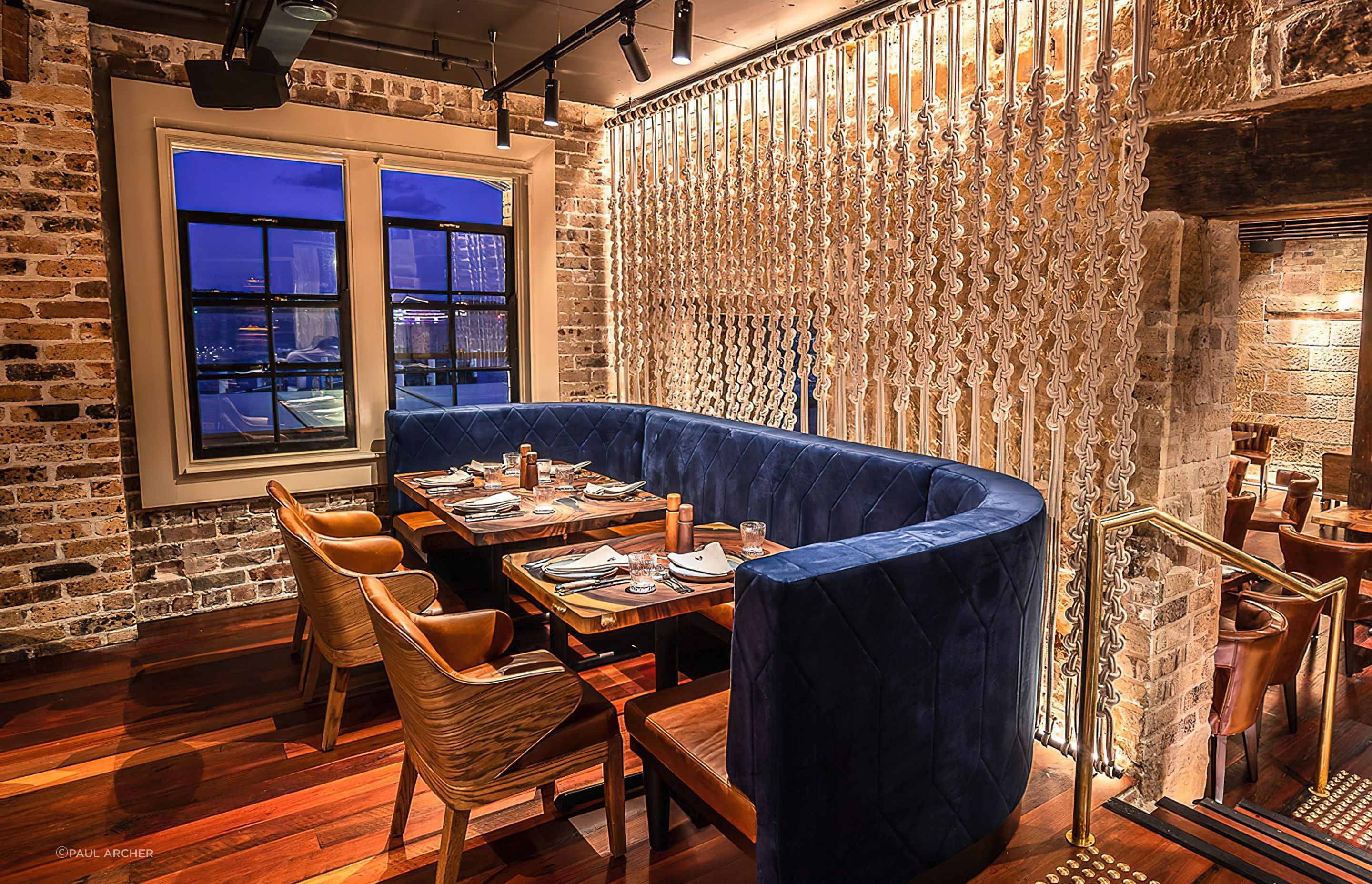 6HEAD-Premium-Steak-Restaurant05-gigapixel-standard-scale-200x.jpg