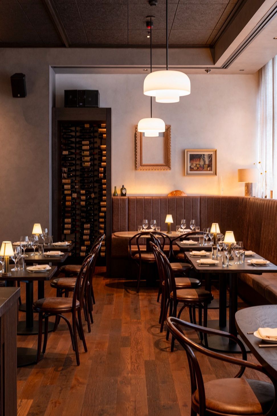 6a604d63a409f7add058a1a6Hotel20Indigo202620Bistro20Saine20-20Oscar20Ono20End20Grain20Timber20Flooring206-ap-compressed.jpg