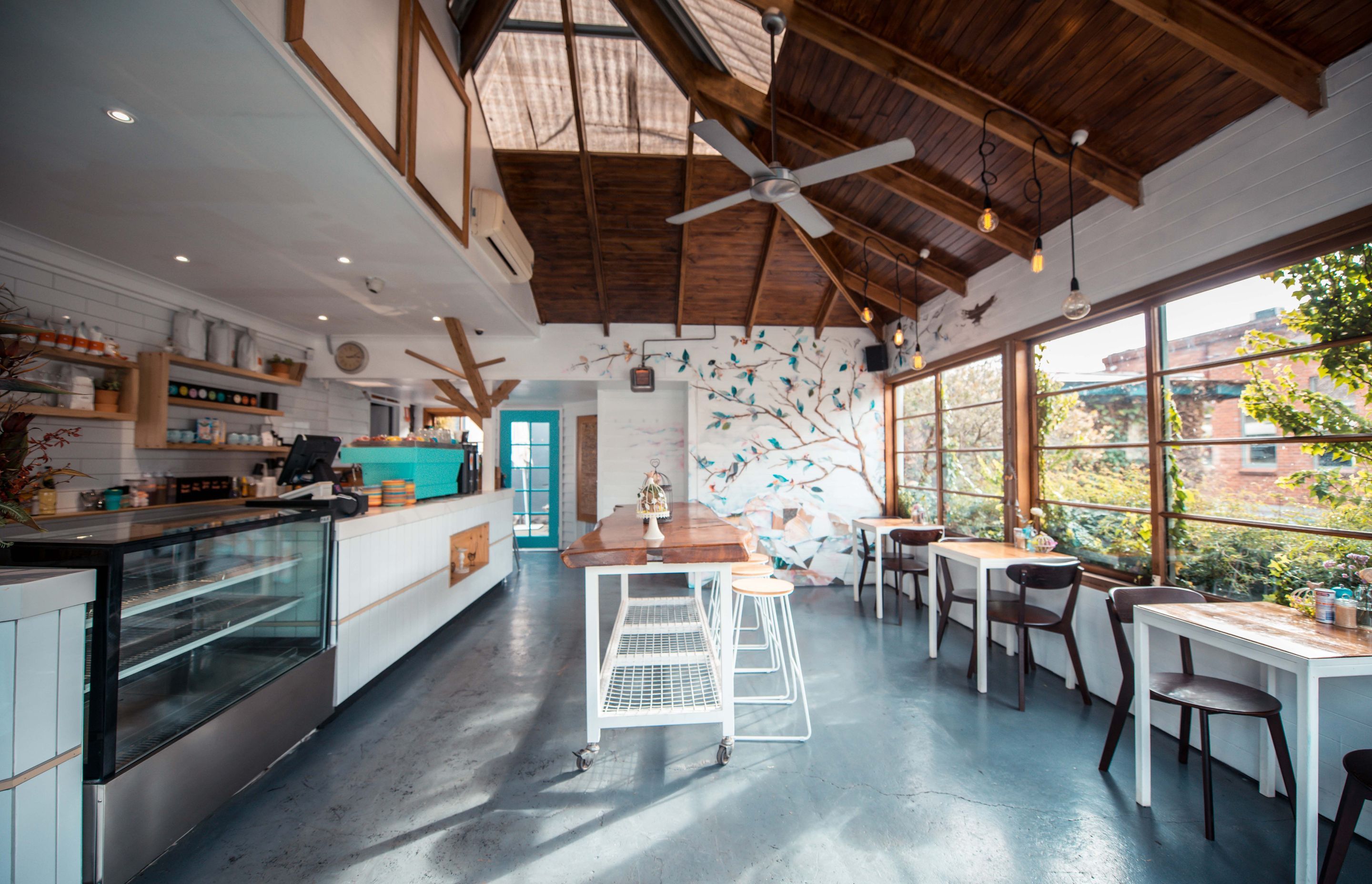 Larks Café