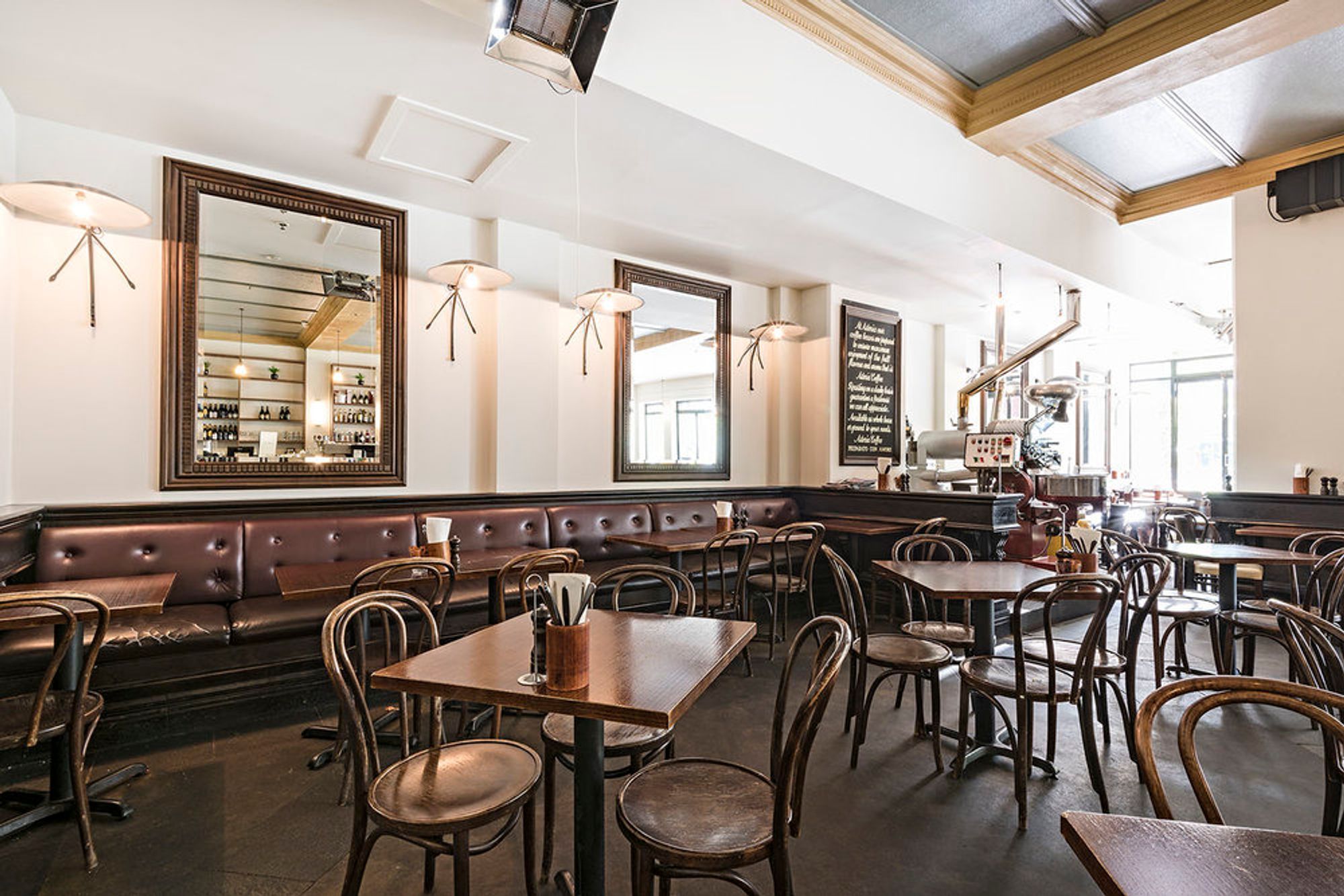Astoria Cafe