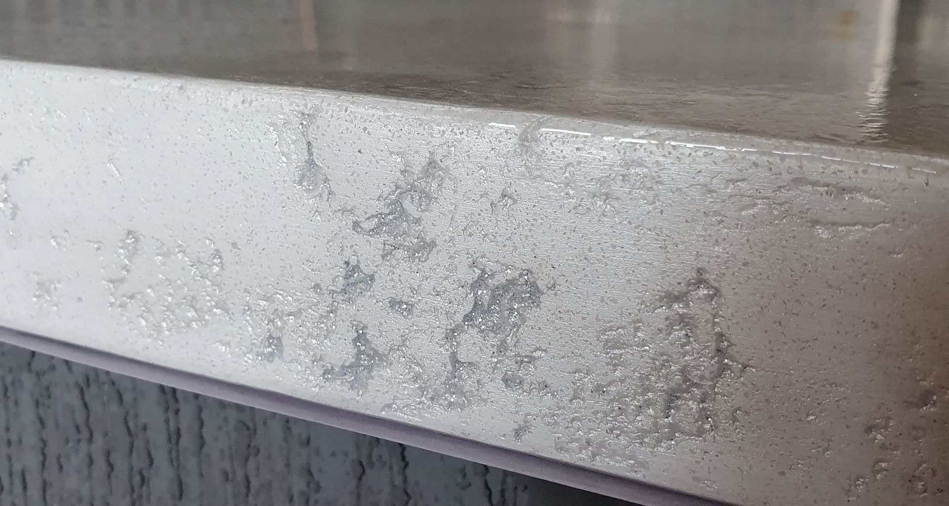 Polished Plaster - Bar top banner