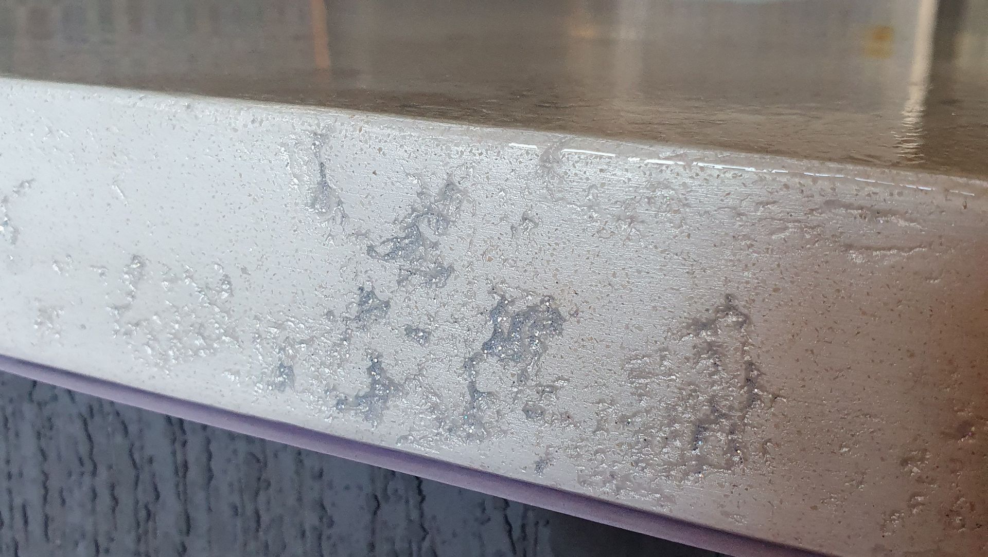 Polished Plaster - Bar top banner
