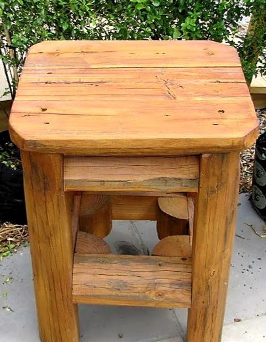 Solid NZ Made Outdoor Furniture