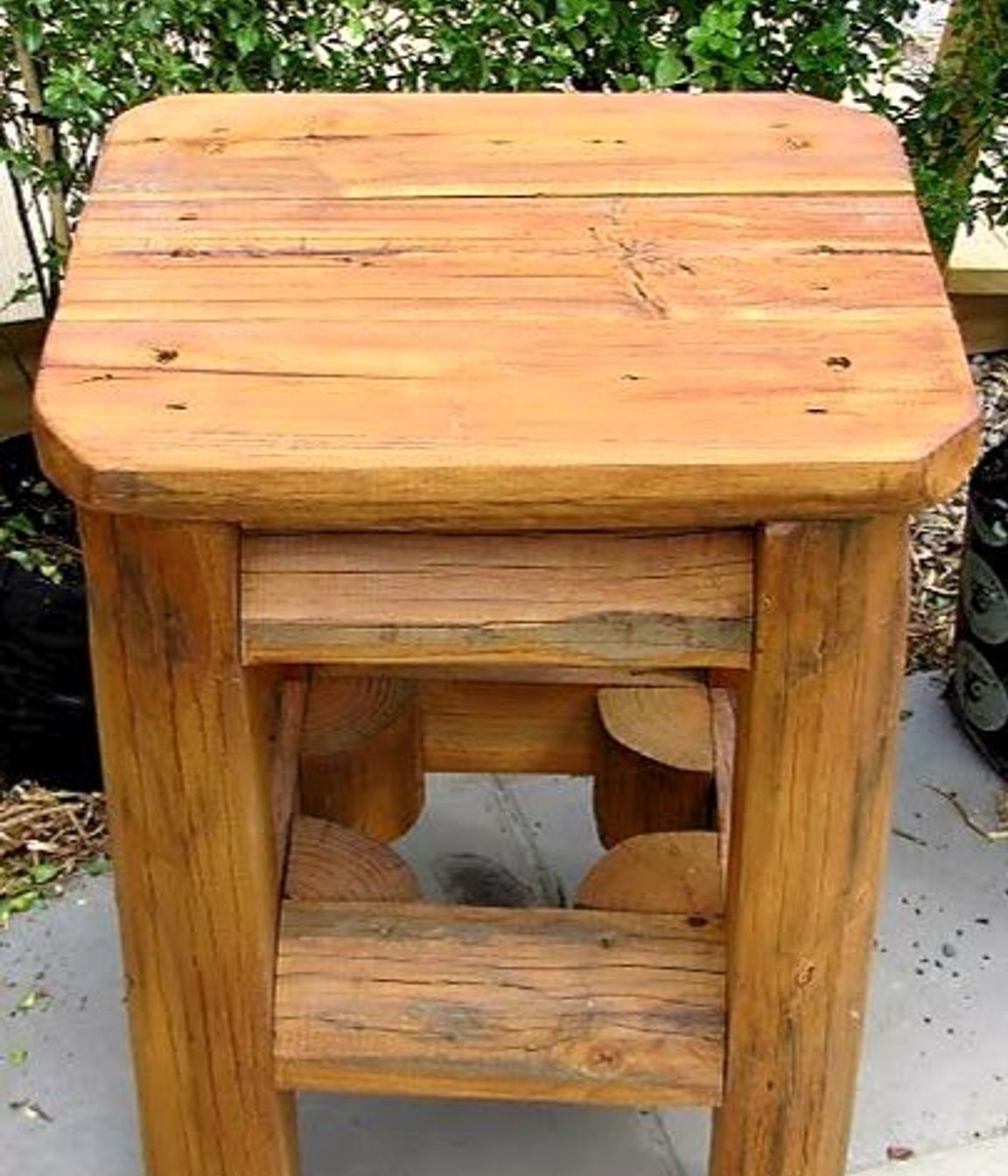 Solid NZ Made Outdoor Furniture