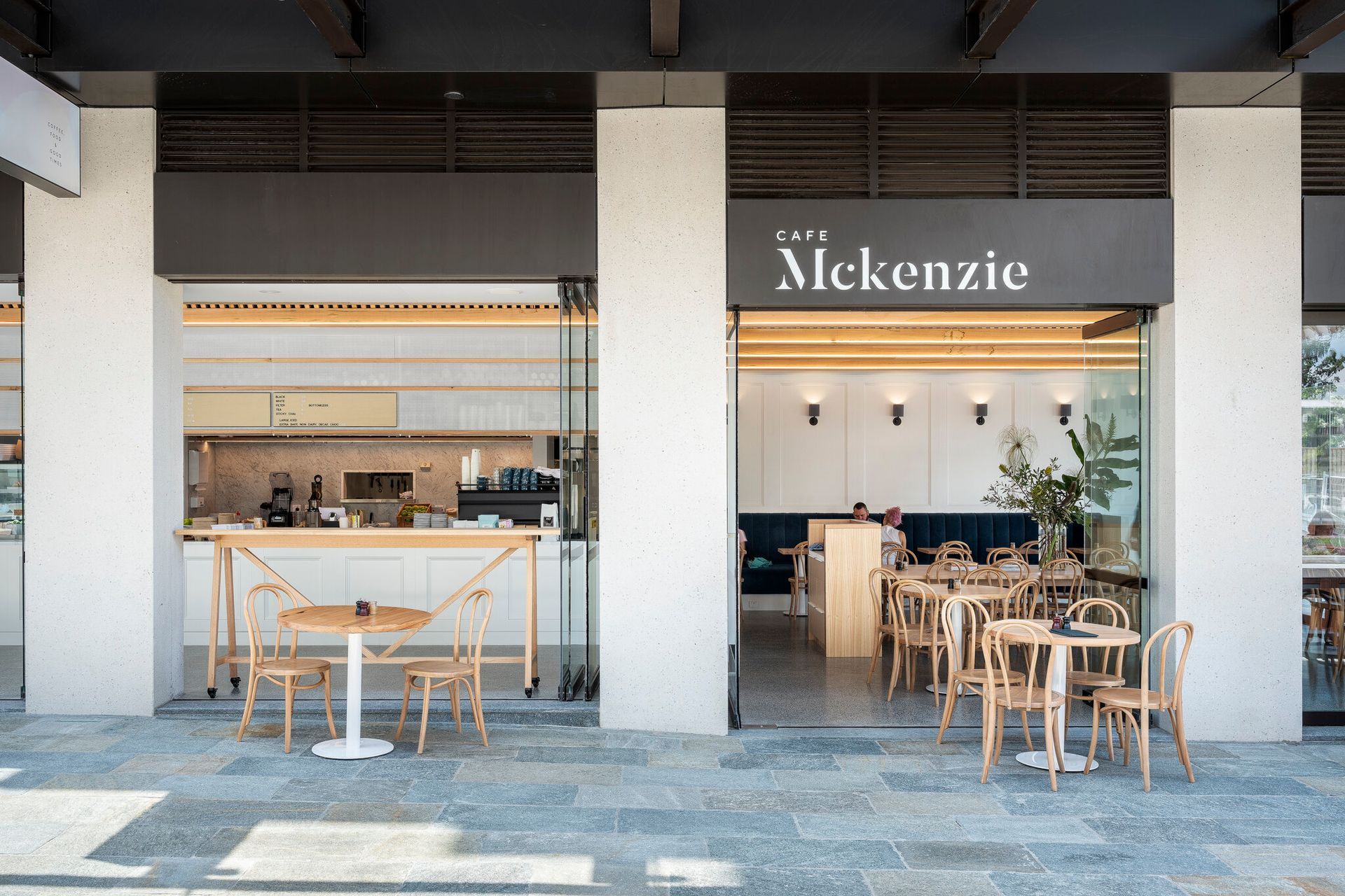 Cafe Mackenzie