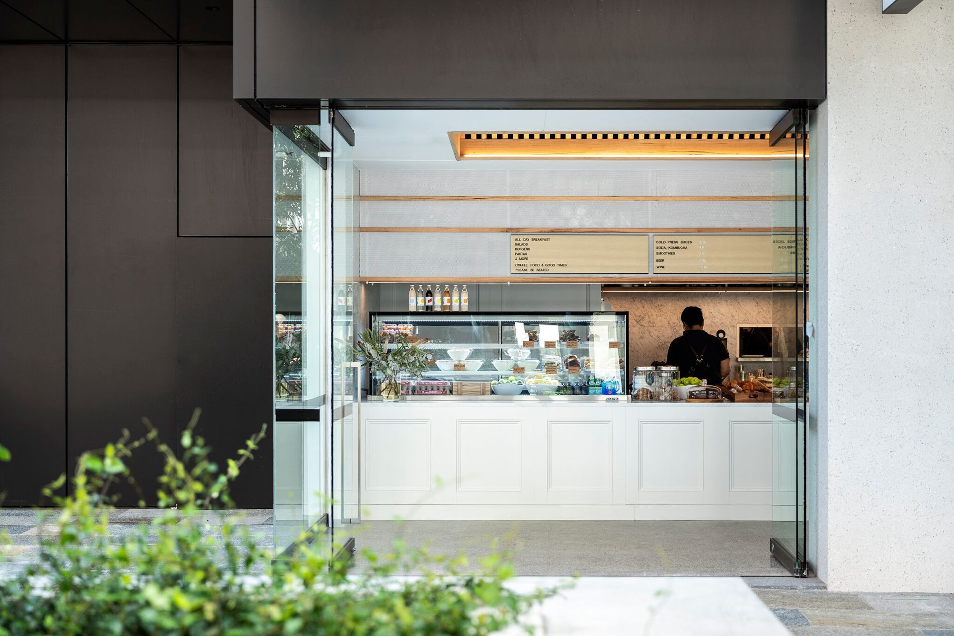 Cafe Mackenzie