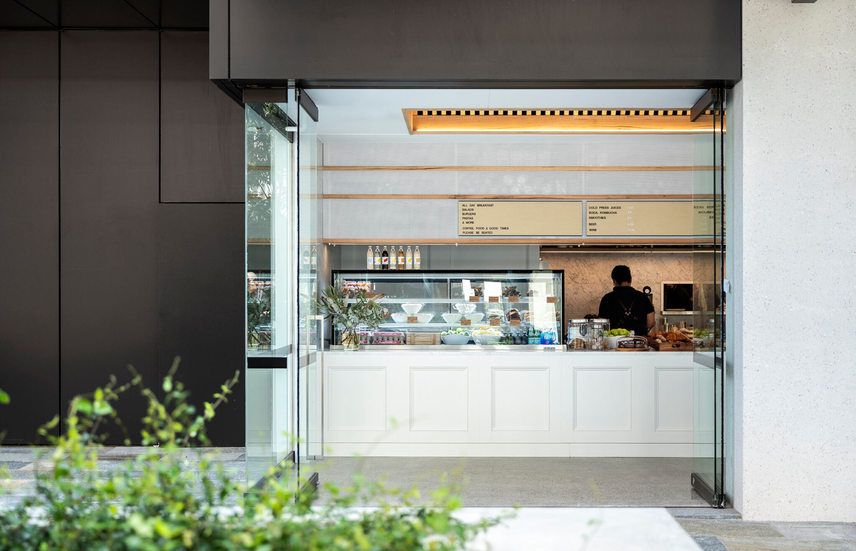 Cafe Mackenzie