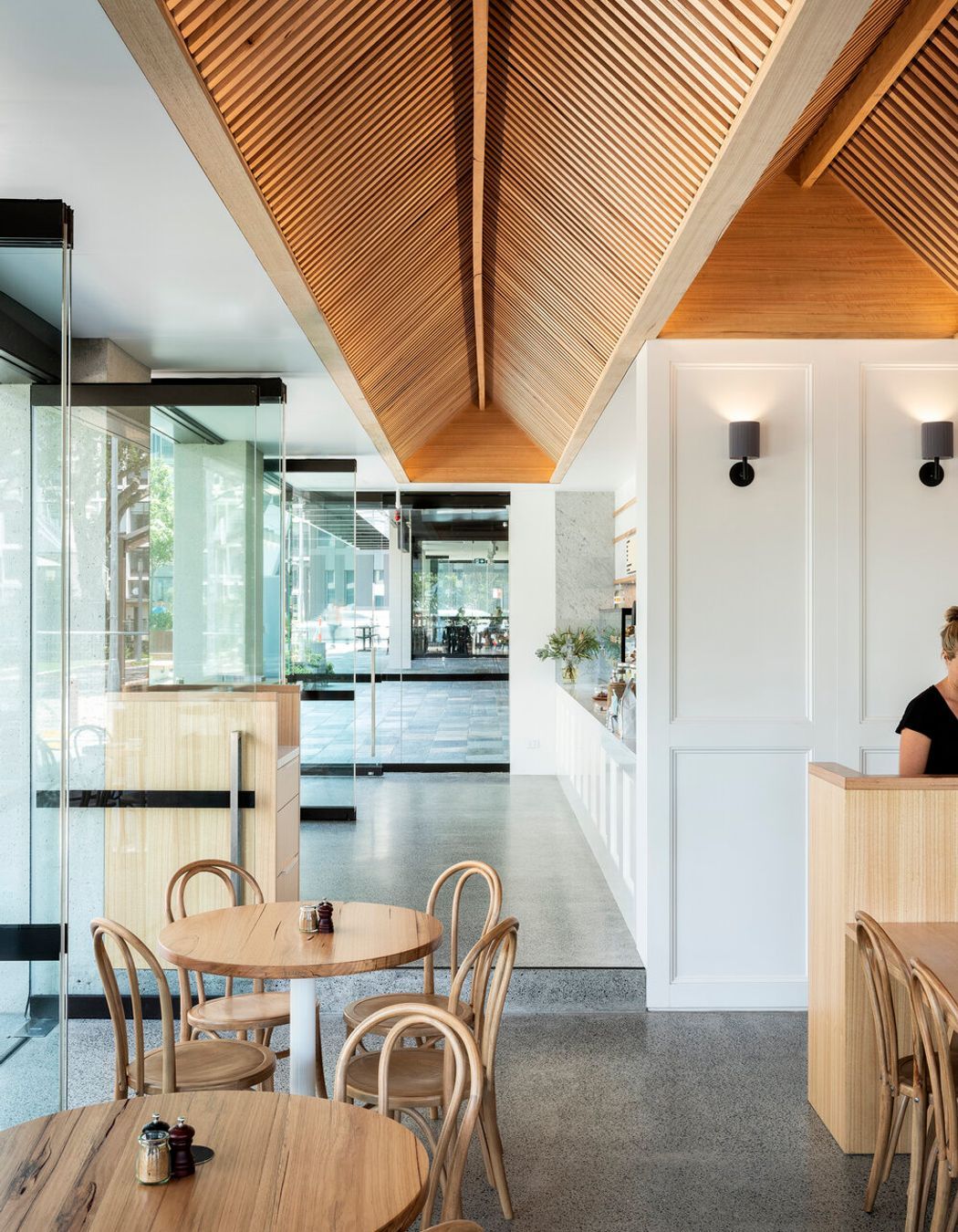 Cafe Mackenzie