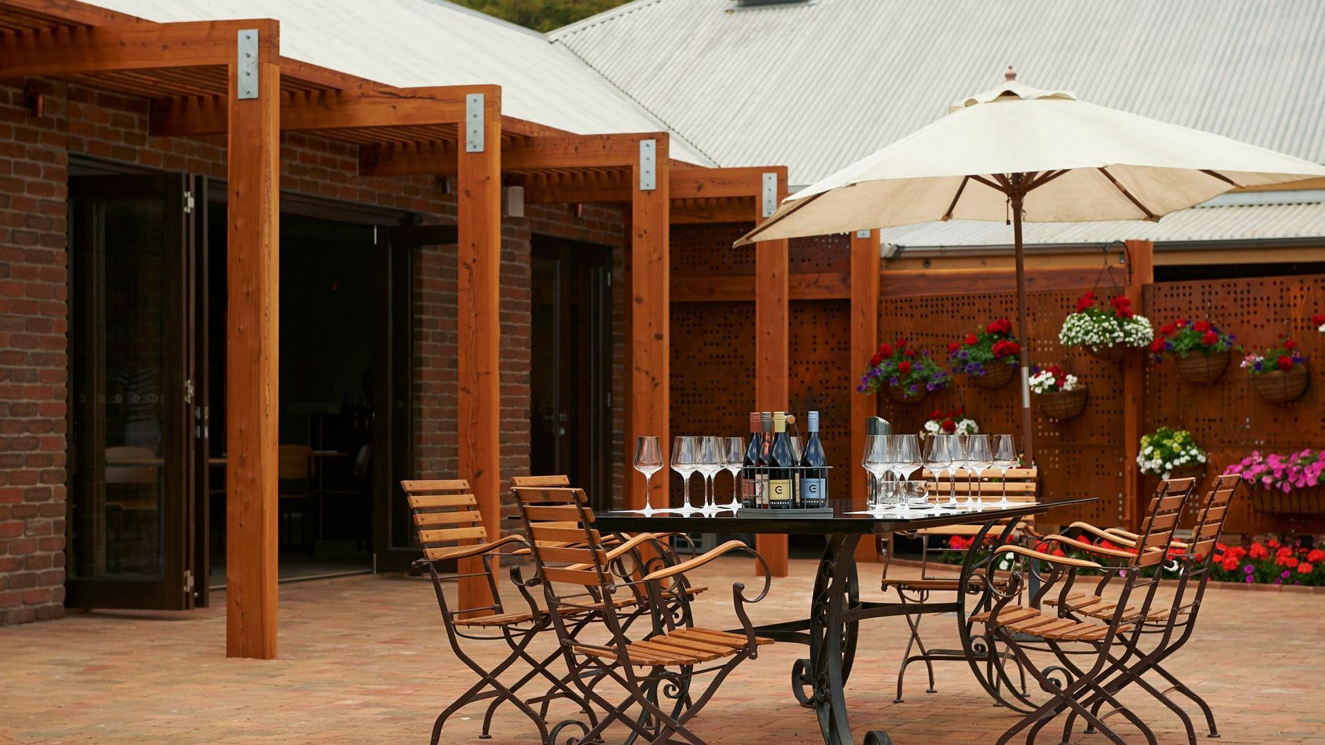 Crittenden Wine Centre banner