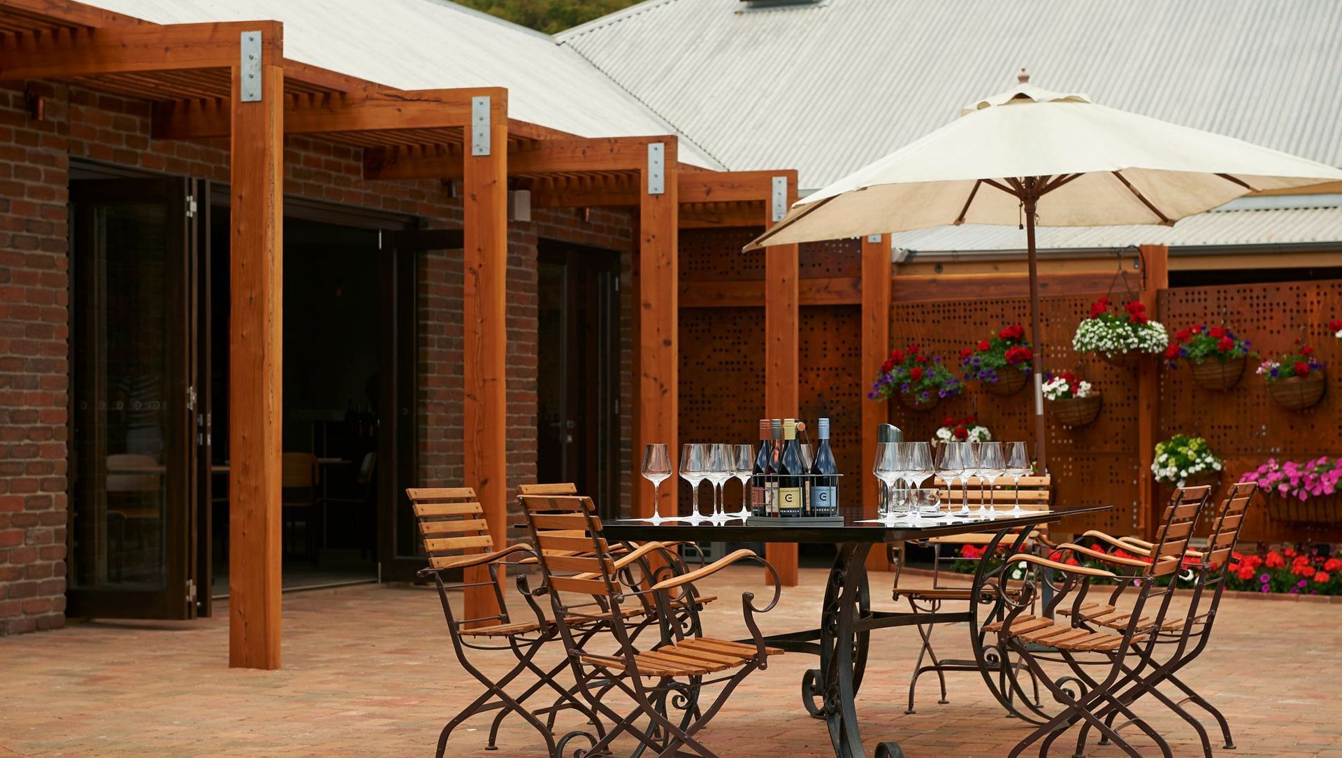 Crittenden Wine Centre banner