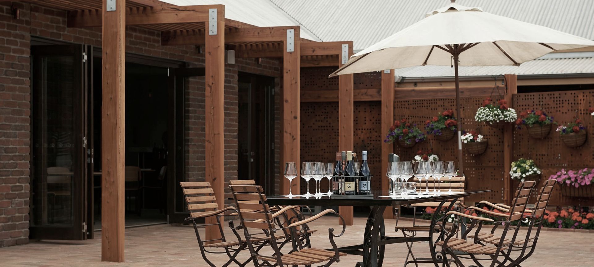 Crittenden Wine Centre banner
