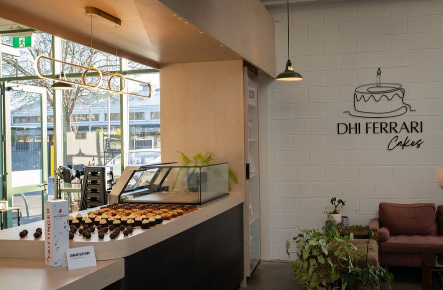 DHI Ferrari Cakes