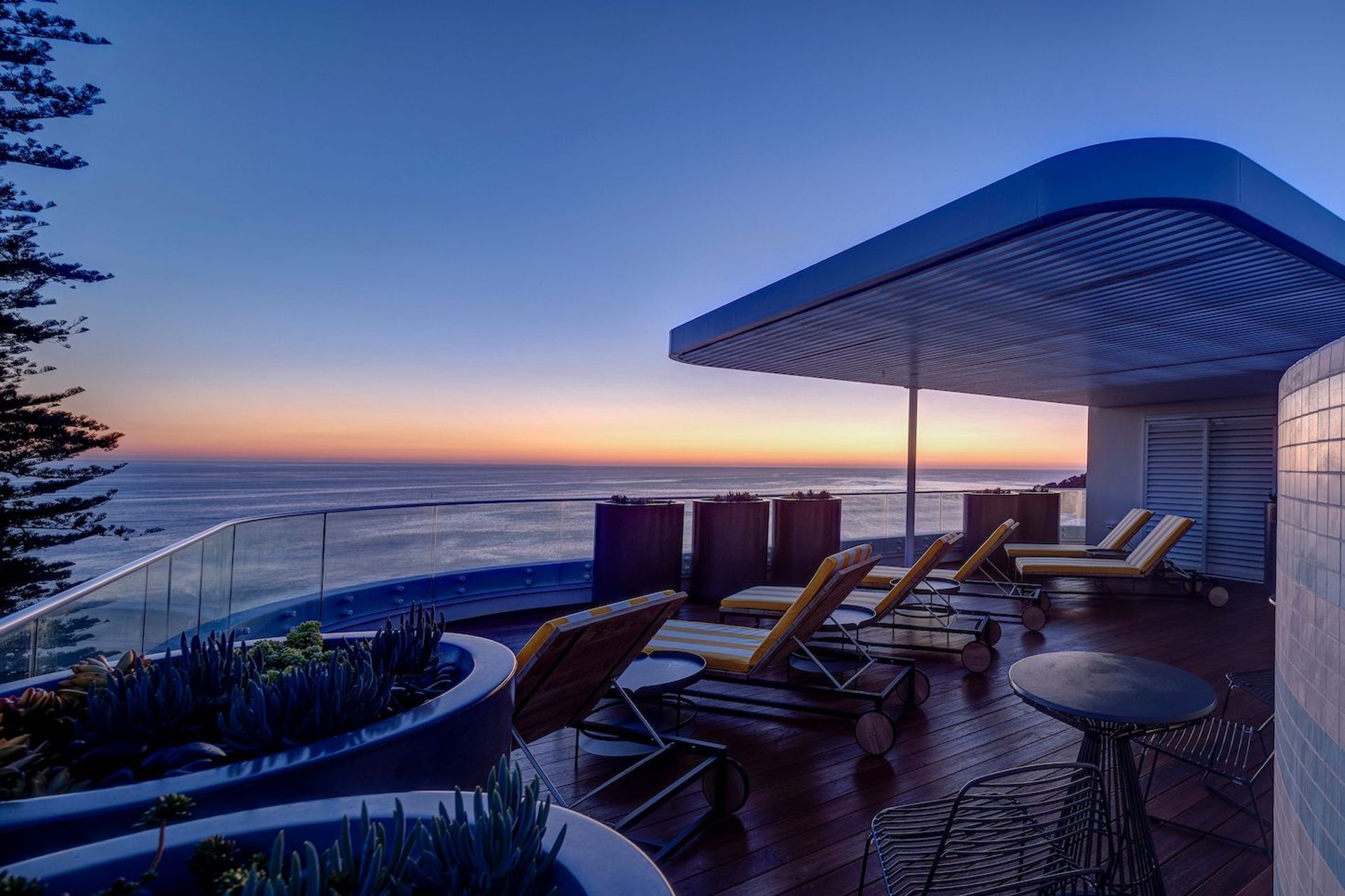 Photography: Brett Boardman &amp; Elise Hassey