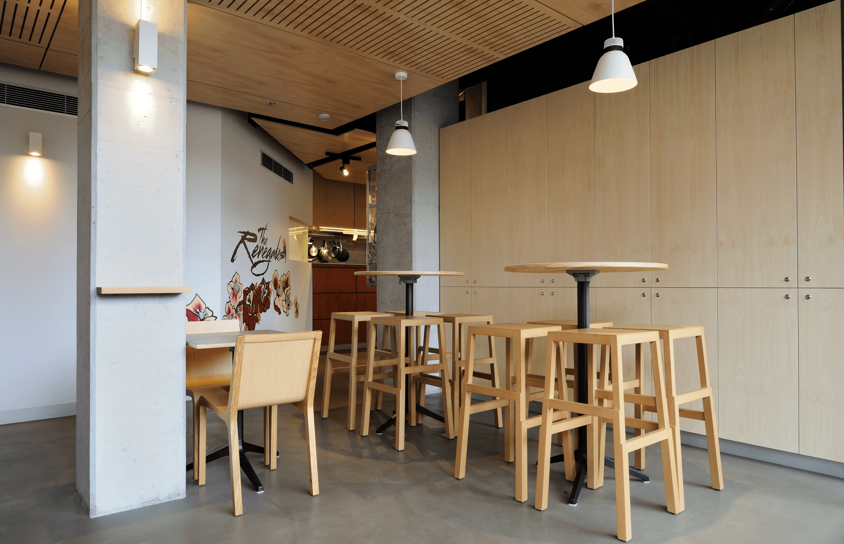 The Renegades - Cafe &amp; Wine Bar