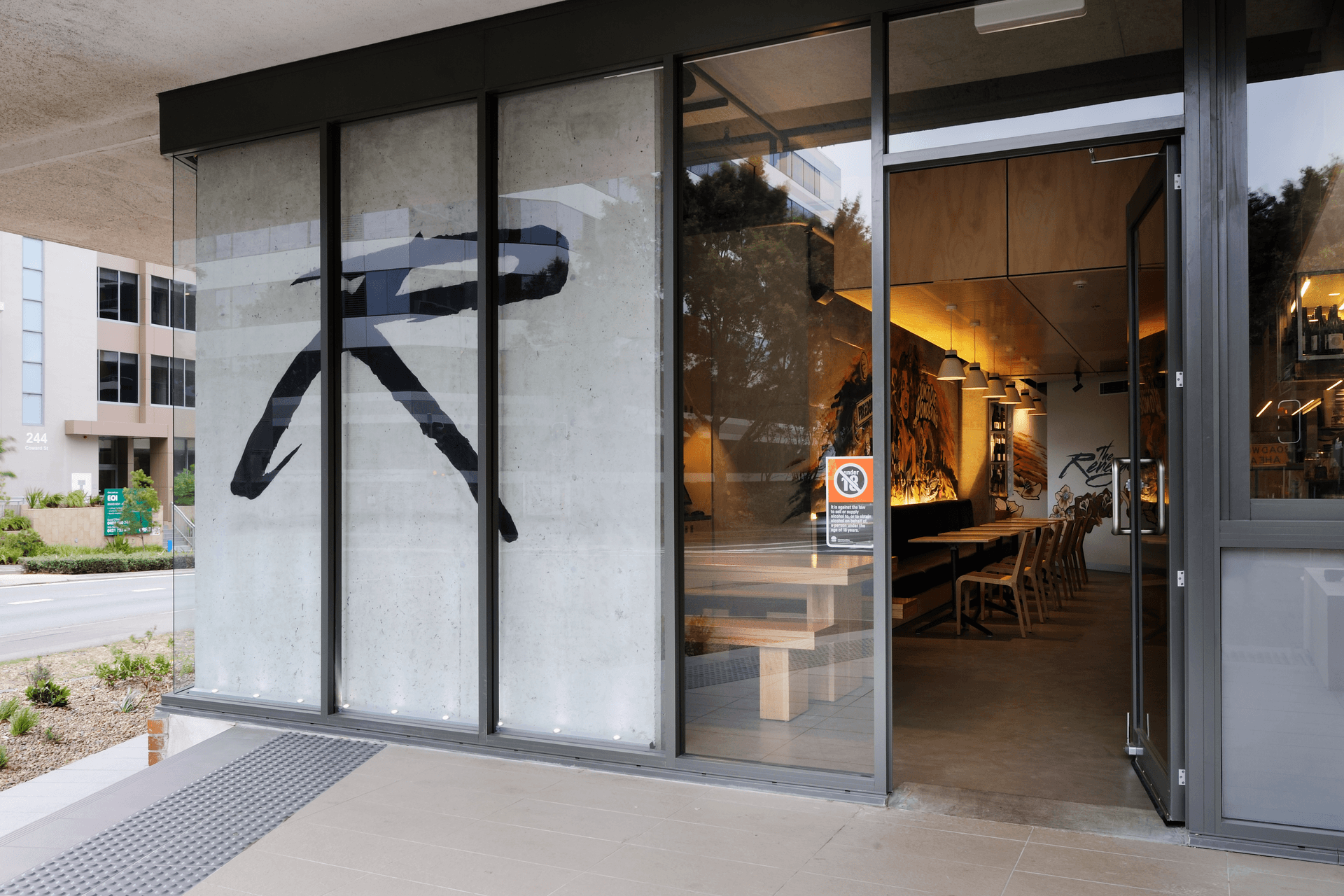 The Renegades - Cafe & Wine Bar