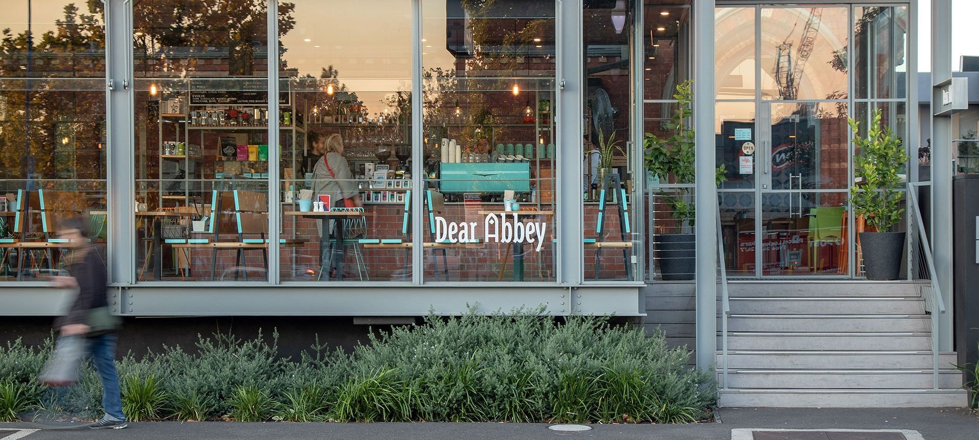 Dear Abbey banner