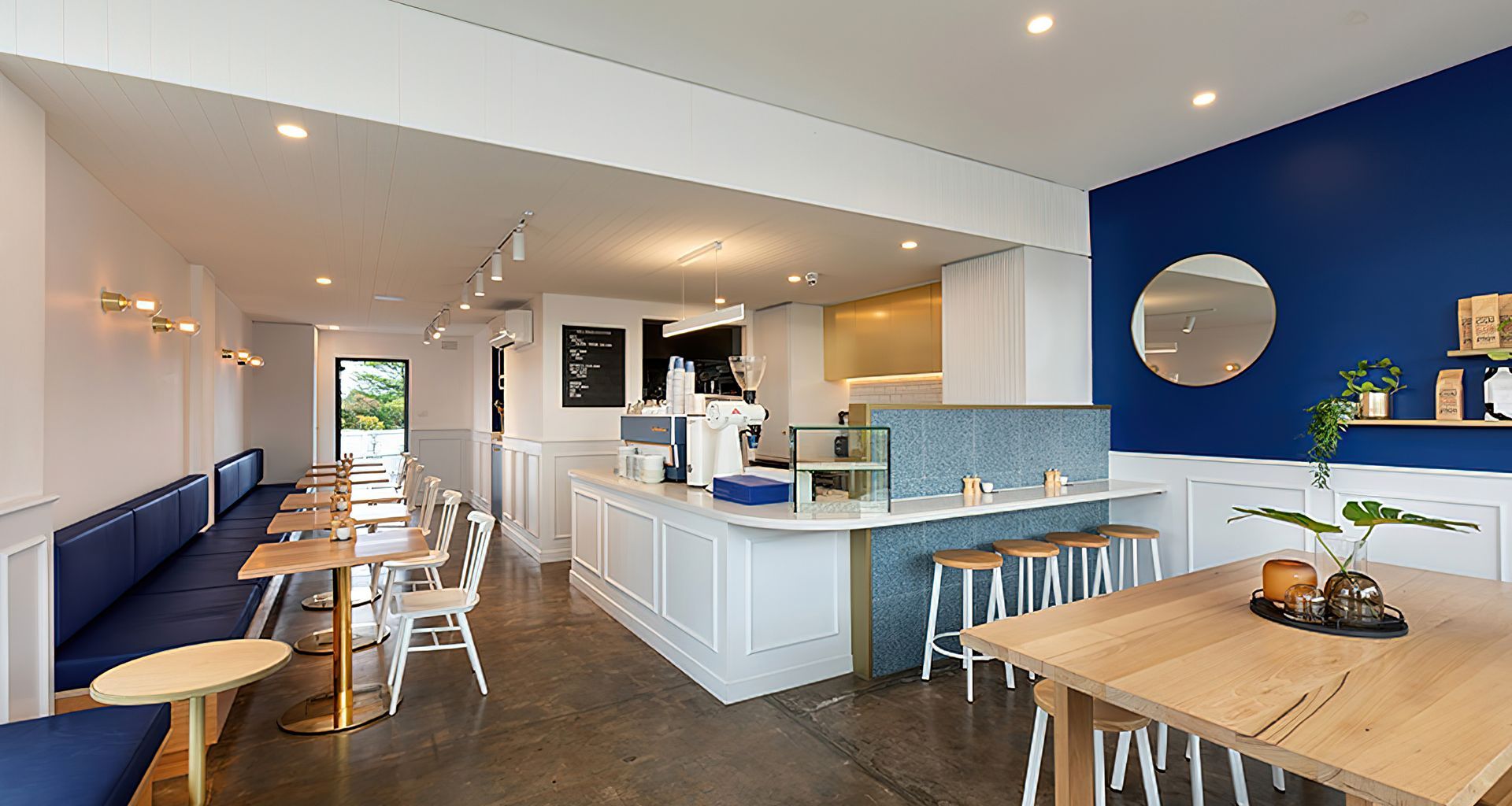 DRIP CAFE banner
