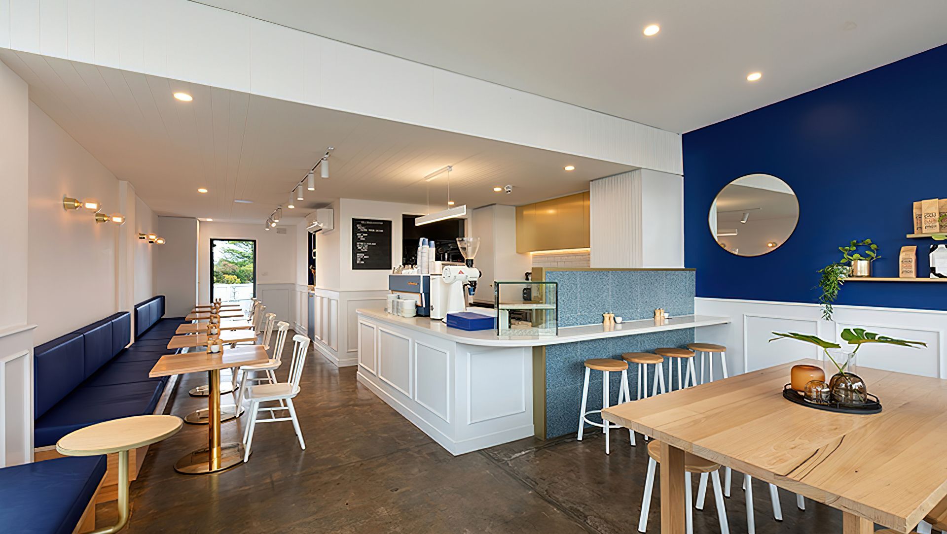 DRIP CAFE banner