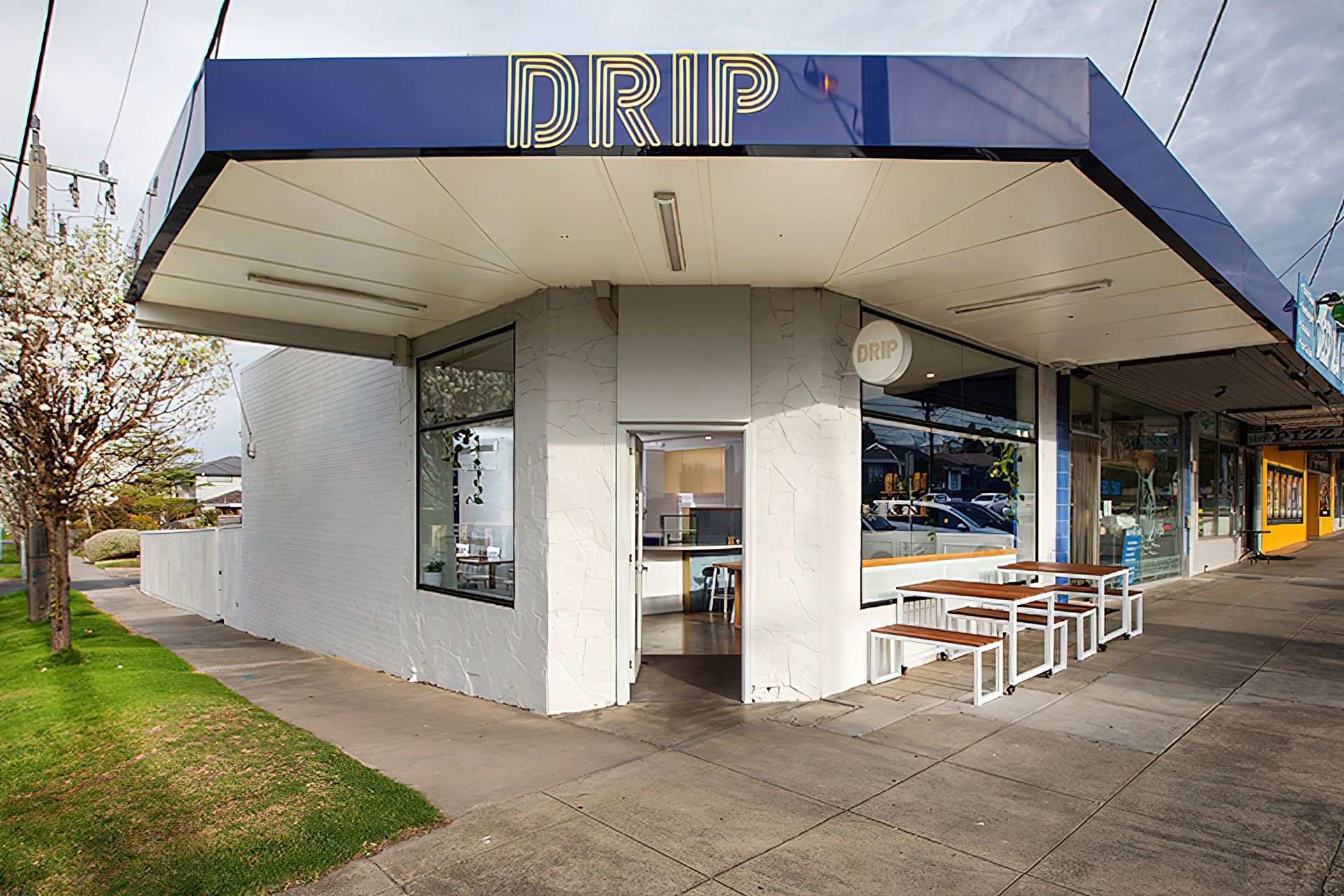 DRIP CAFE