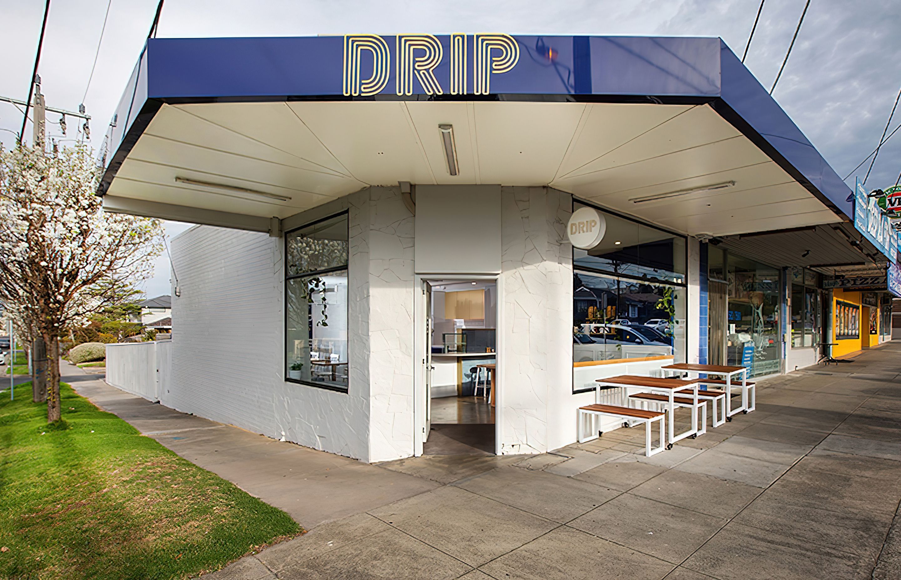 DRIP CAFE