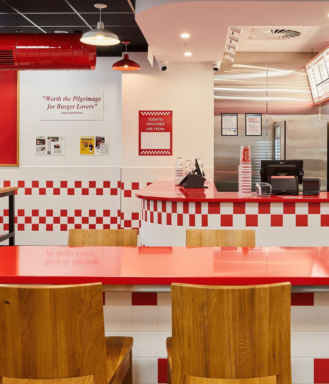 Five-Guys-Southbank-Melbourne04-gigapixel-standard-scale-200x.jpg