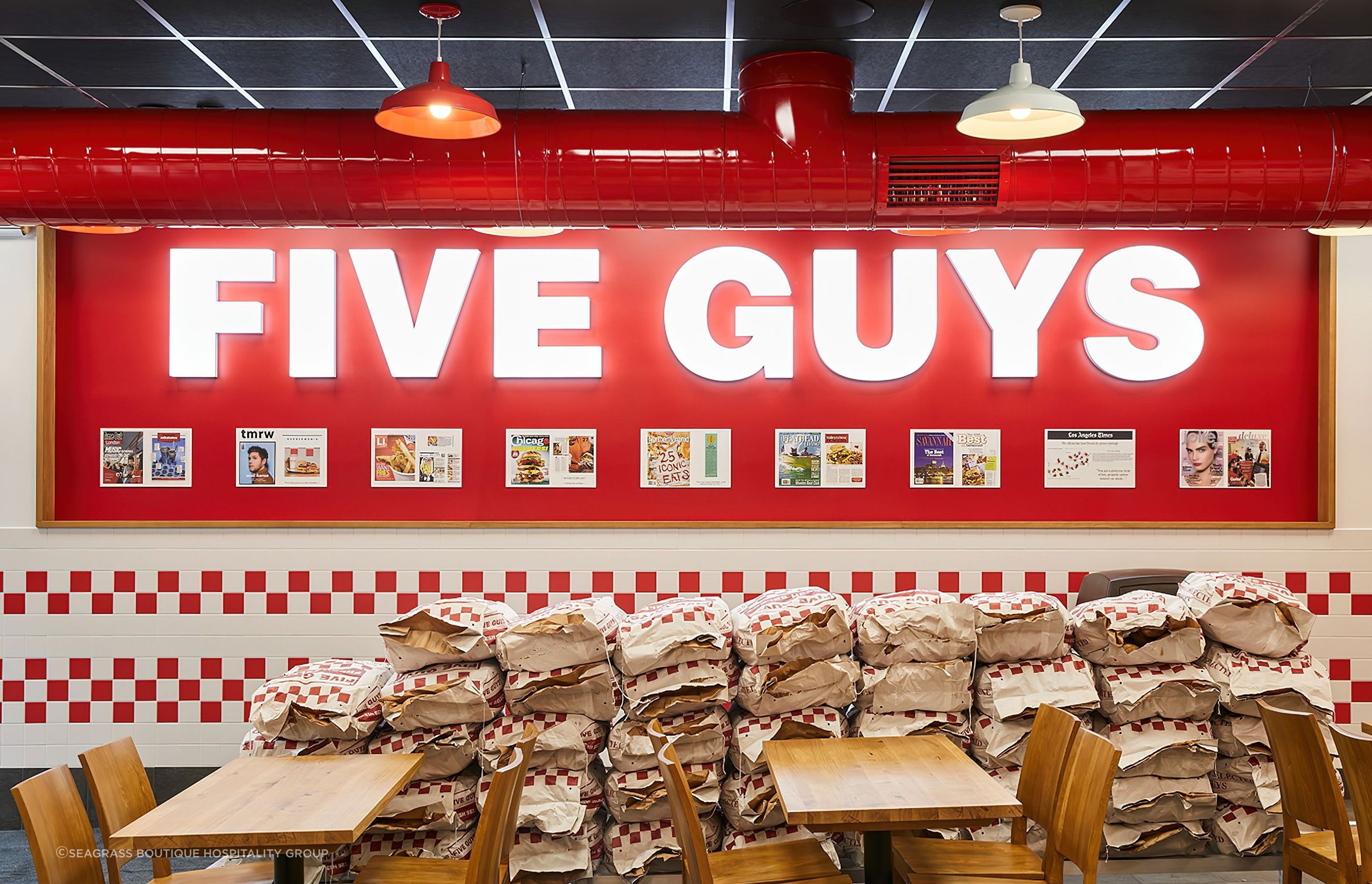 Five-Guys-Southbank-Melbourne06-gigapixel-standard-scale-200x.jpg