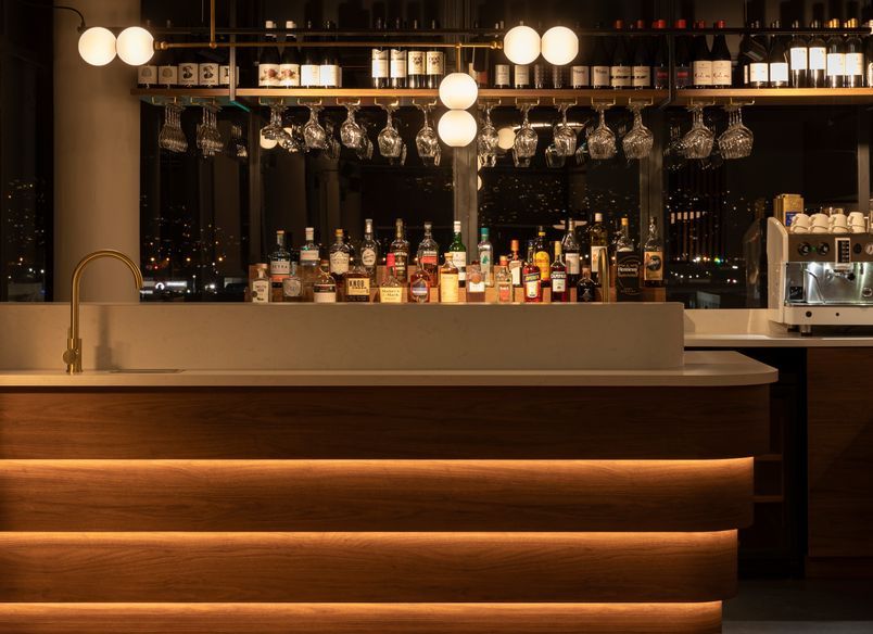 Curves and Tiers in Hospitality
