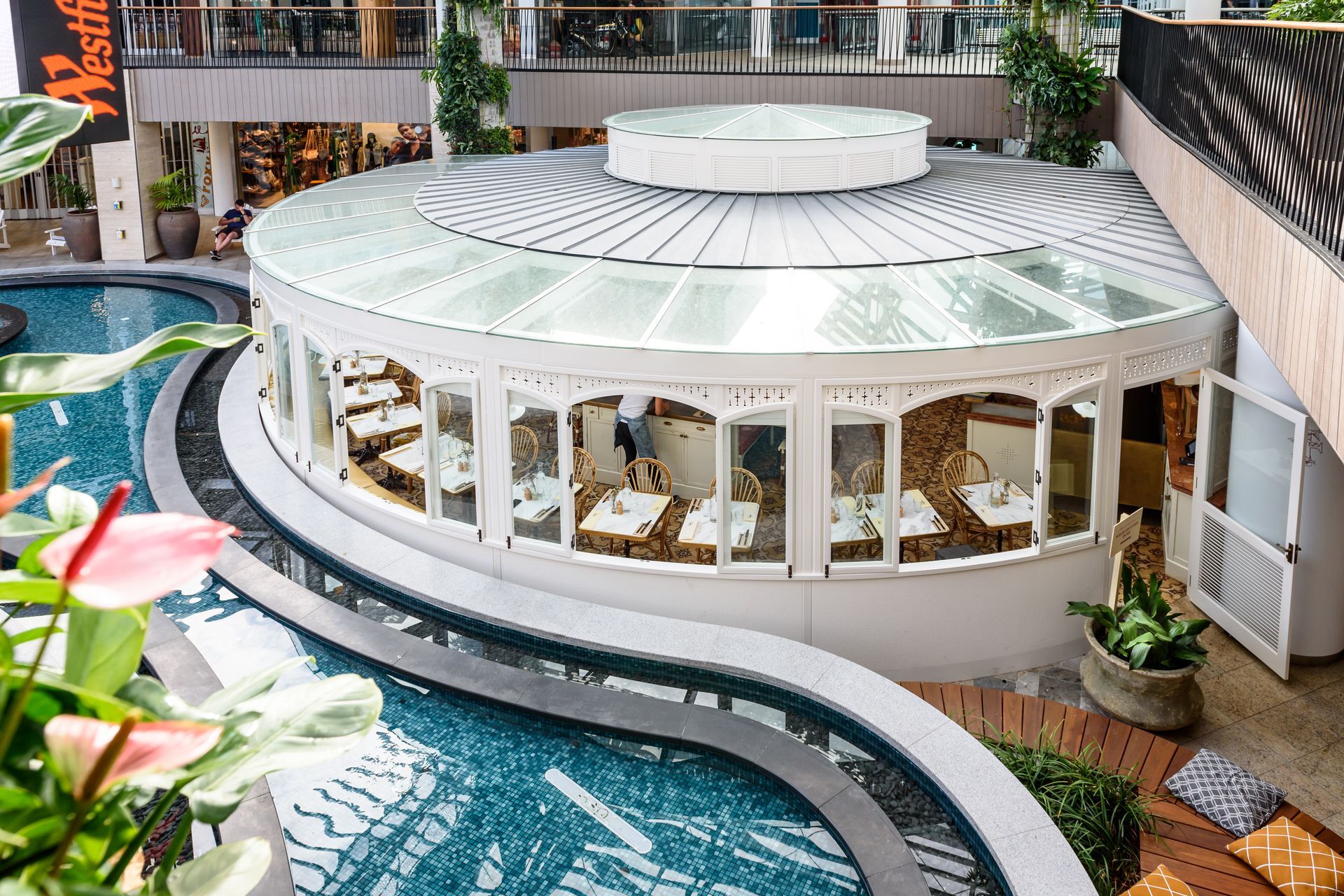 Flowerchild, Warringah