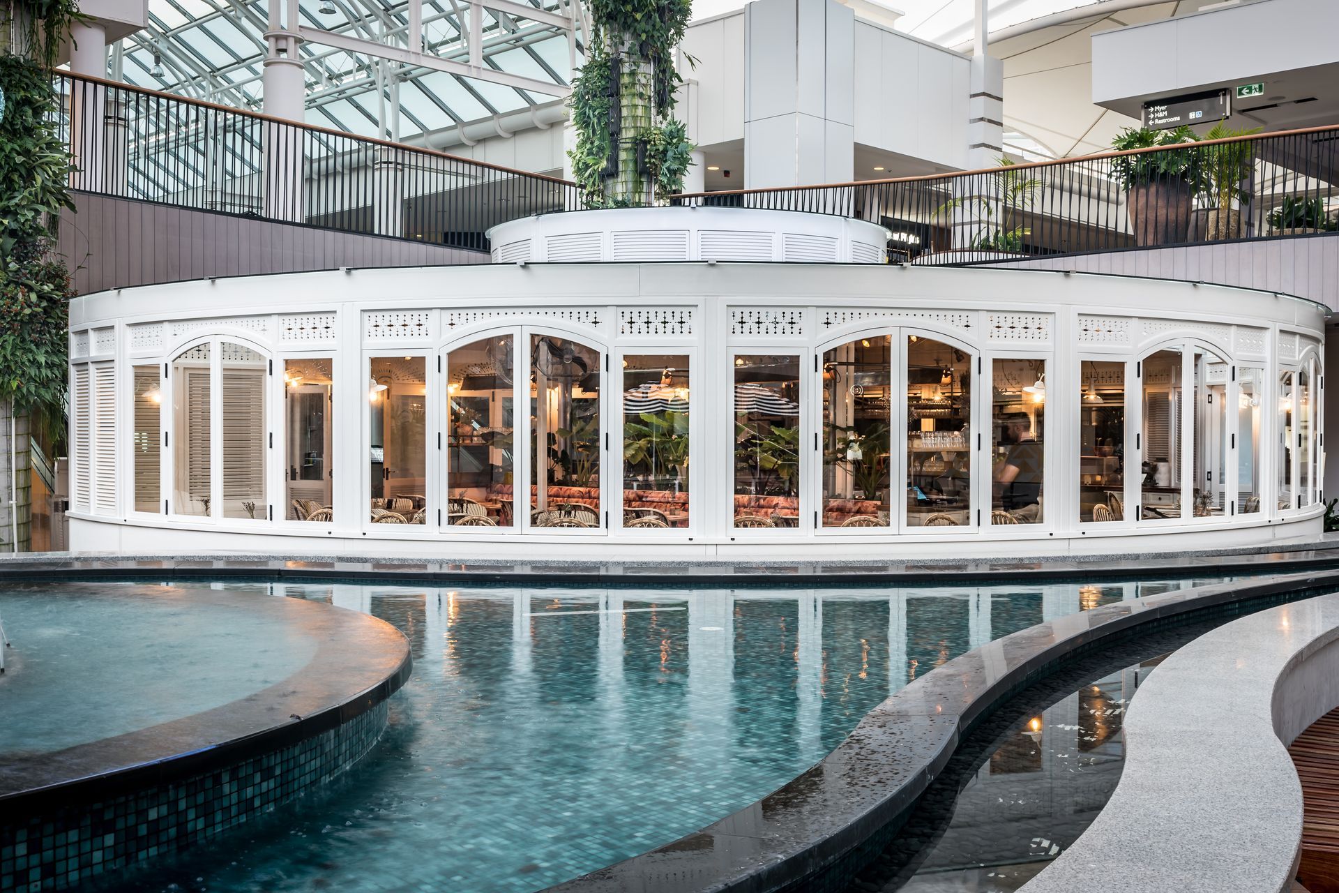 Flowerchild, Warringah