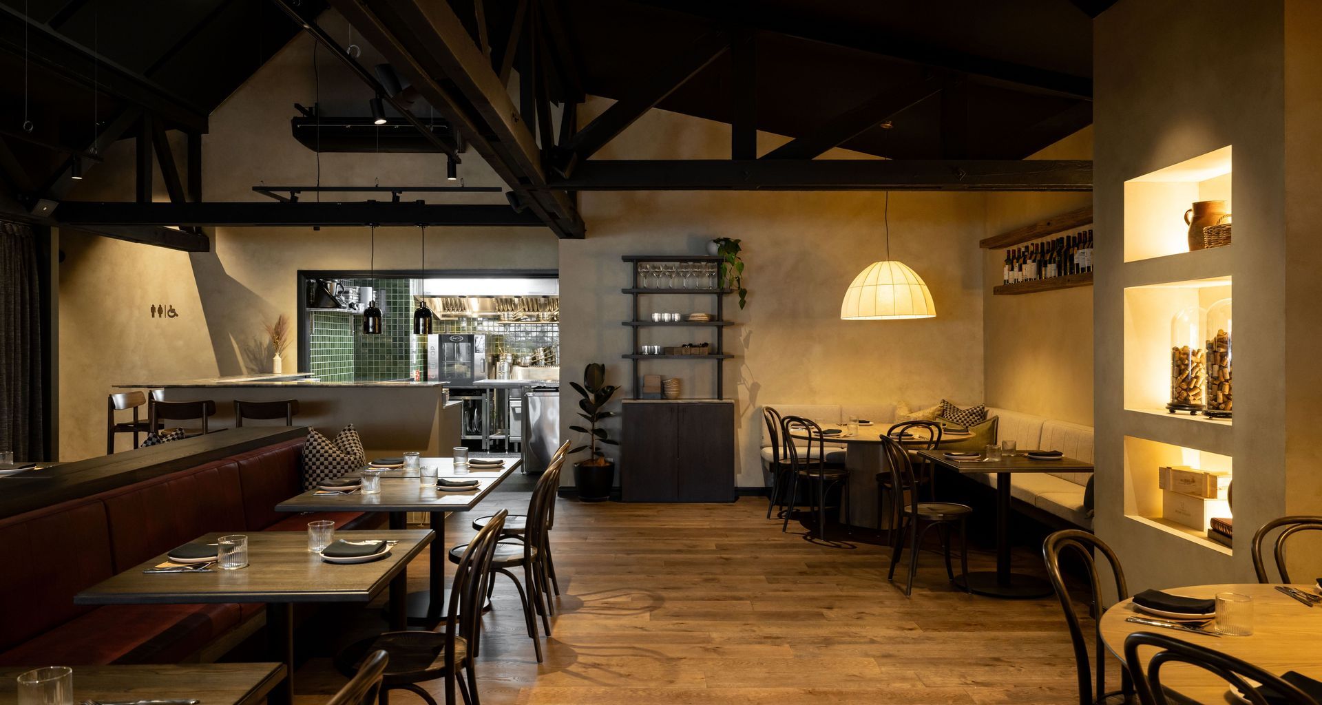 Toast and Oak Wine Bar & Restaurant, Queenstown banner